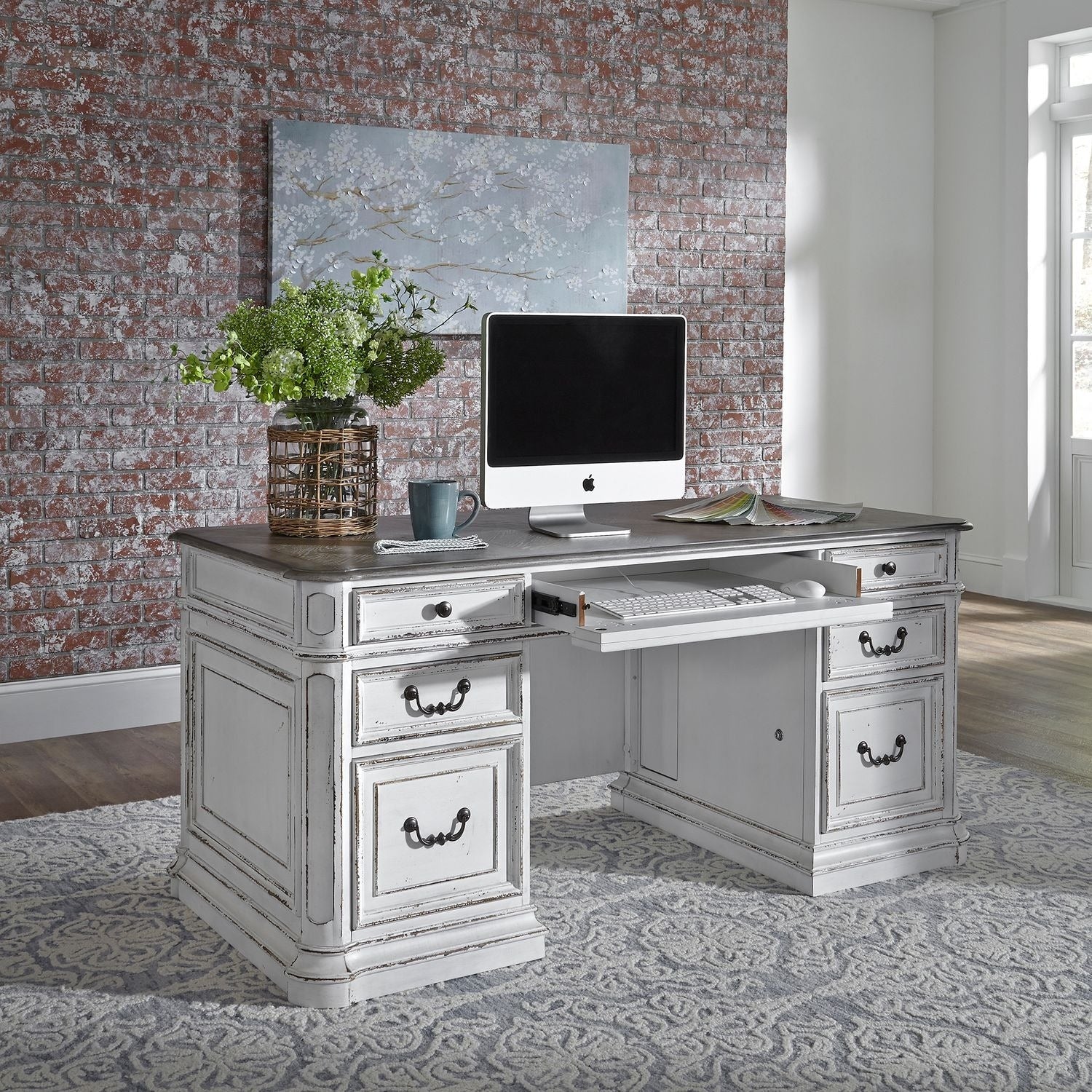 Magnolia Manor Antique White Desk