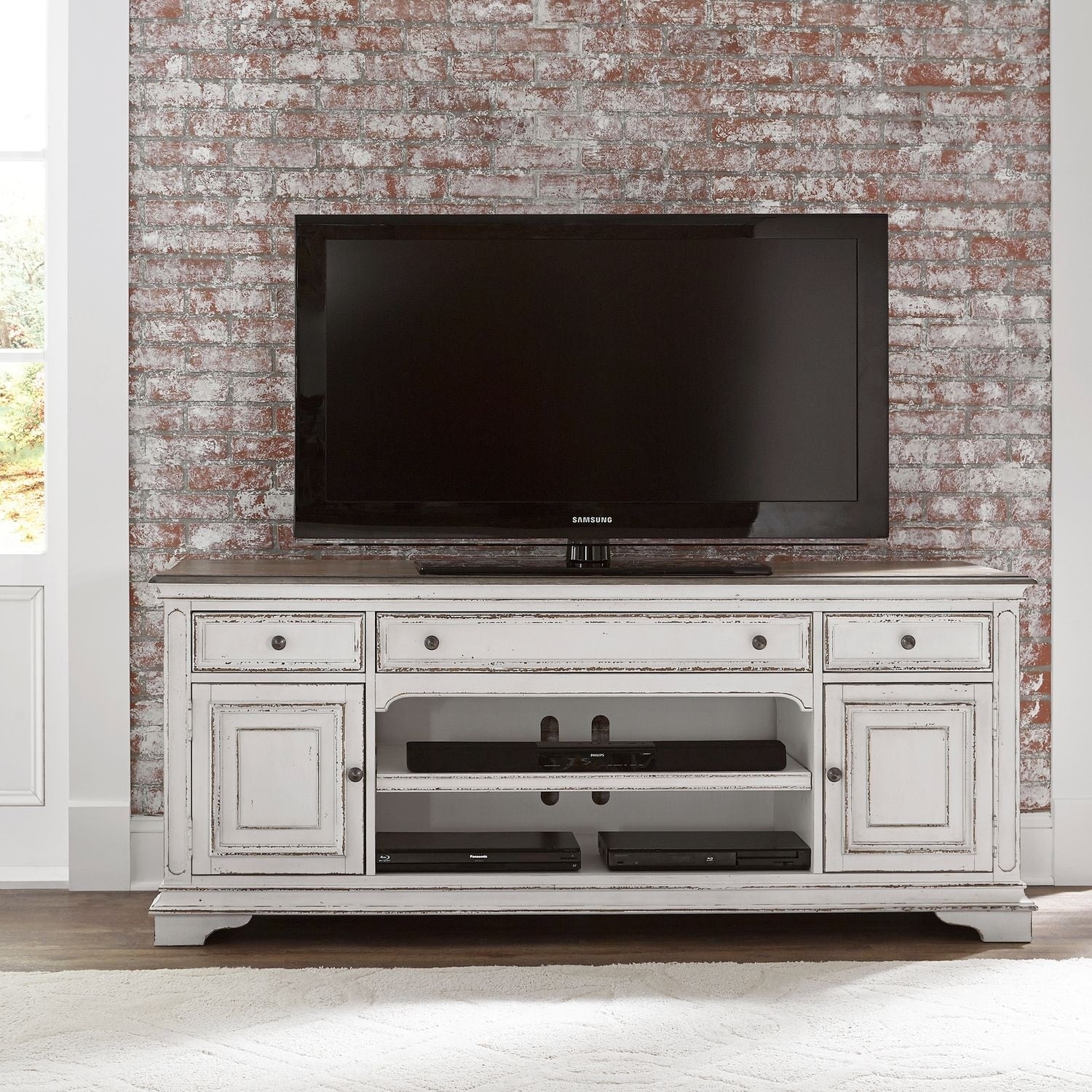 Magnolia Manor Antique White Wood Entertainment 73 Inch Tv Stand