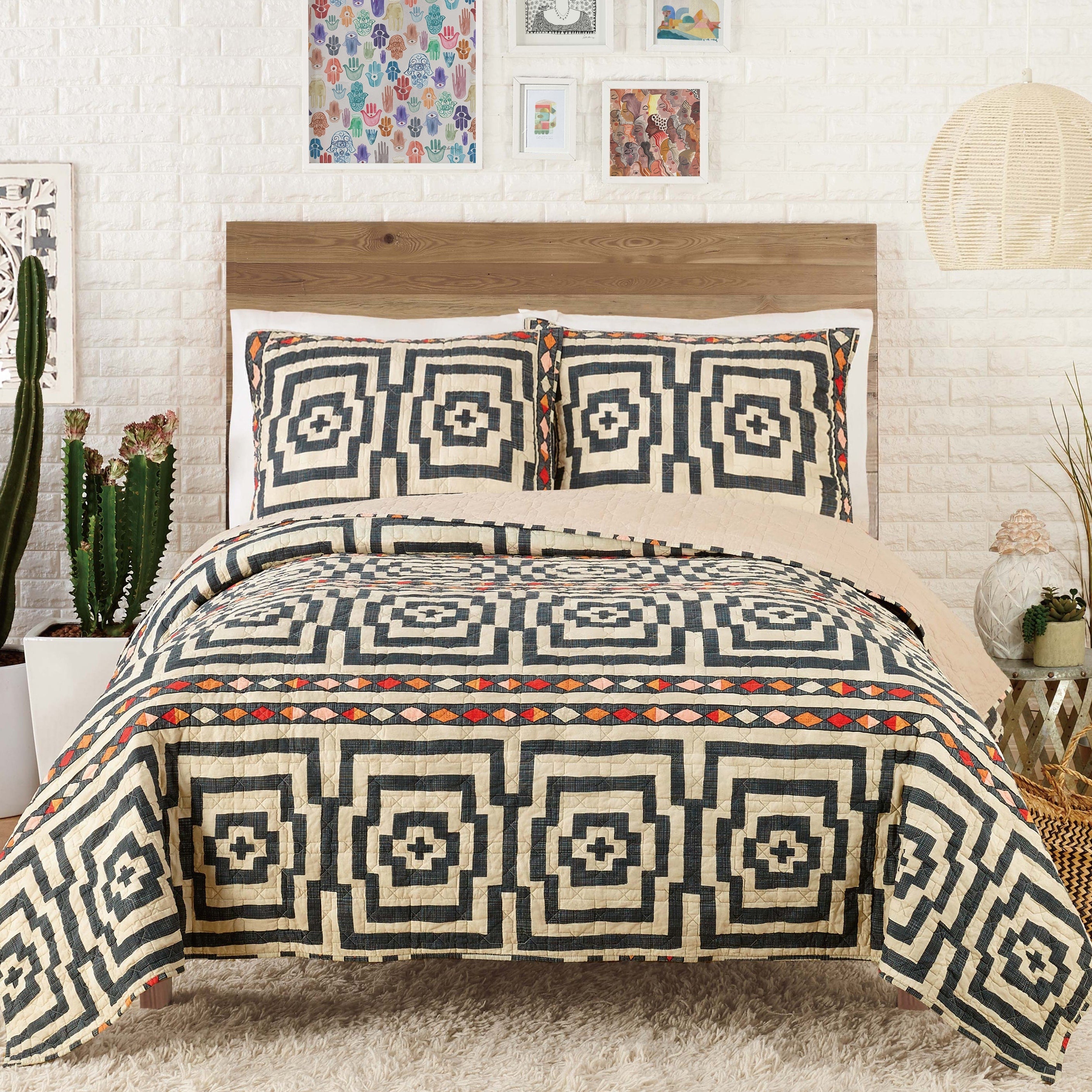 Makers Collective Hypnotic Quilt Set