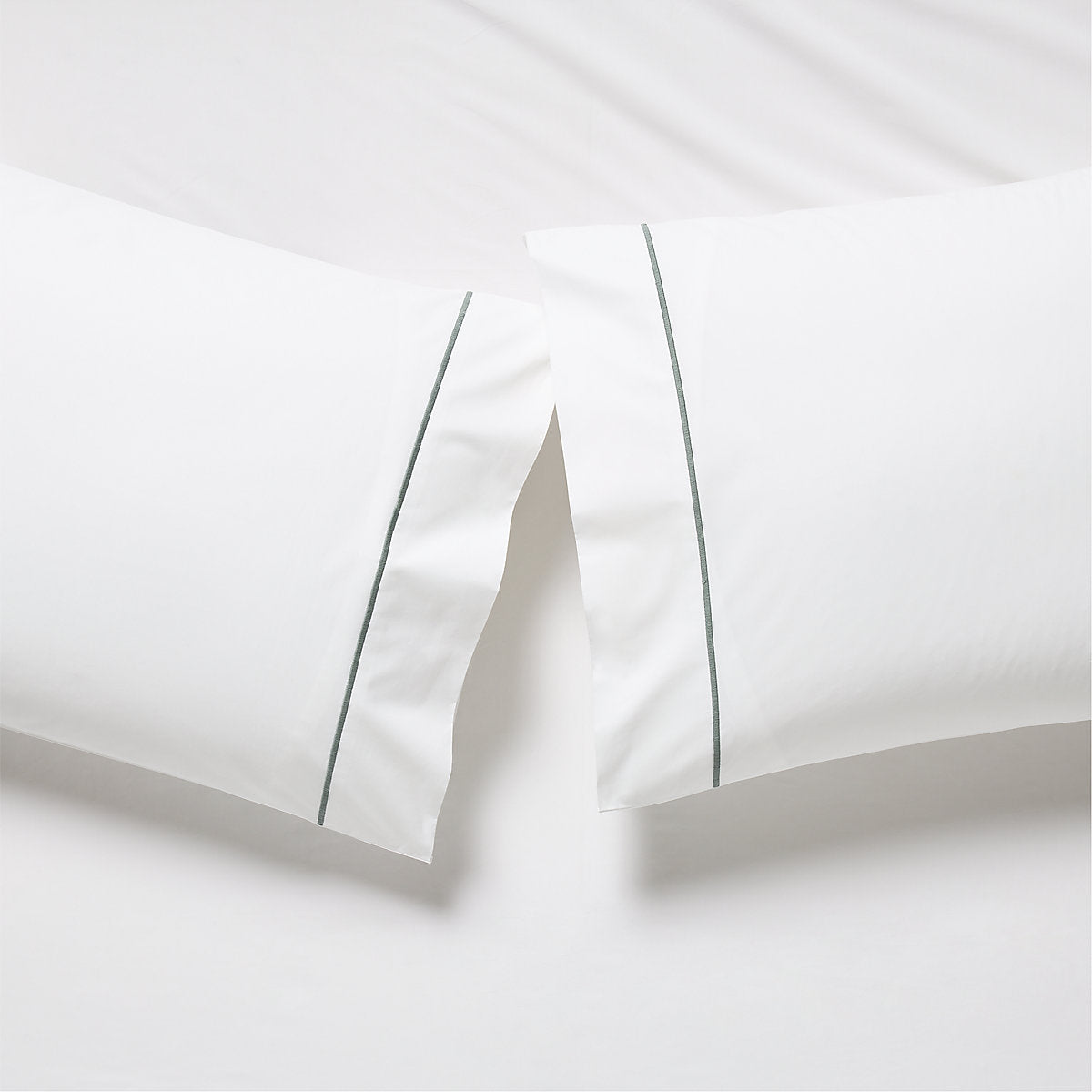 Marisal Organic Cotton Percale 400 Thread Count White and Faded Teal Queen Sheet Set
