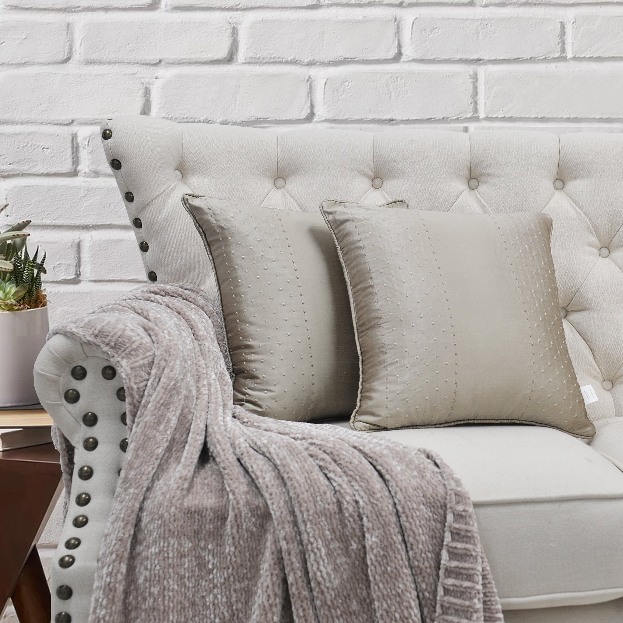Serenta Marquesa Dots Embroidered Silk Filled Pillow 2 Piece Set 18 X 18