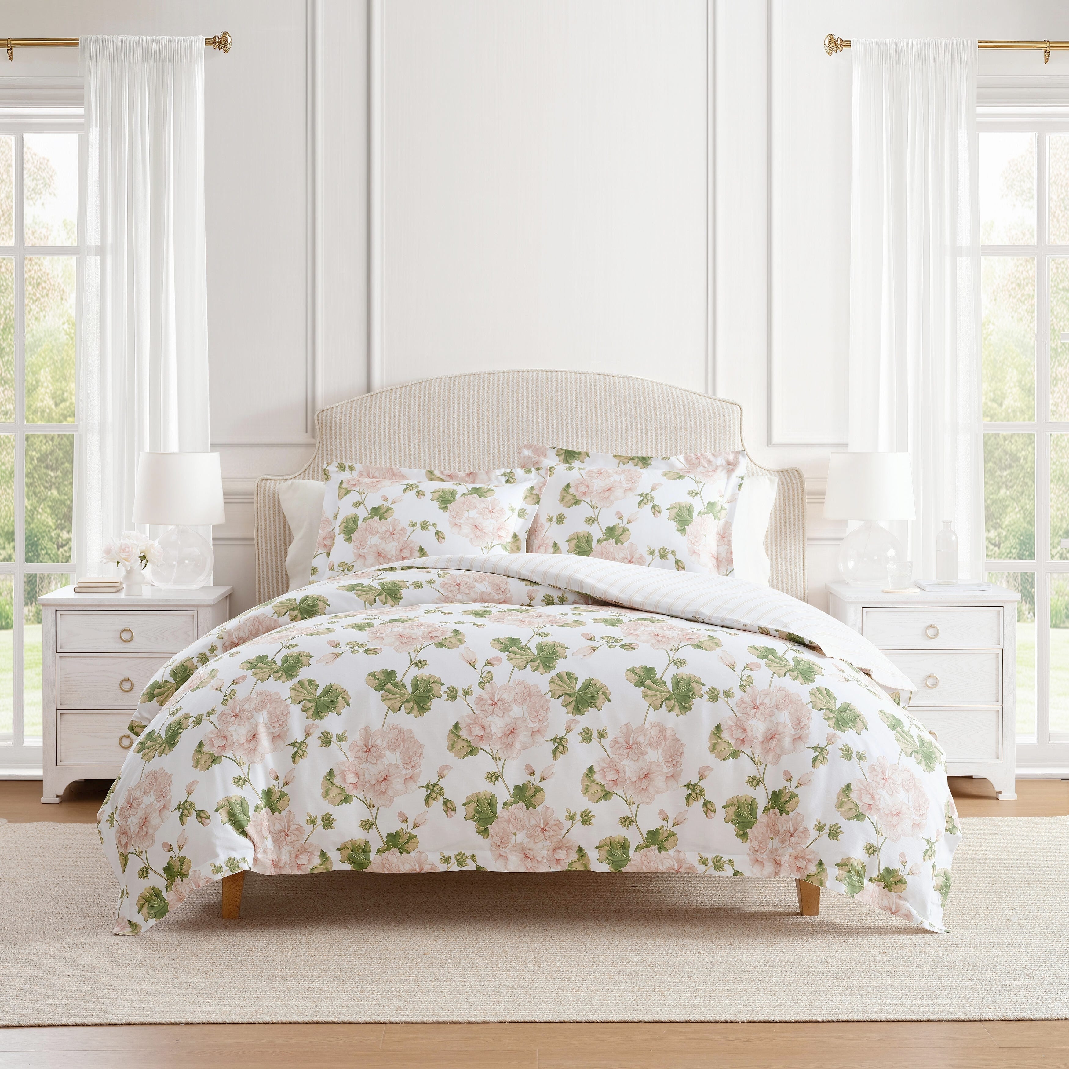 Martha Stewart Geranium Bloom Cotton Reversible Pink Comforter Set