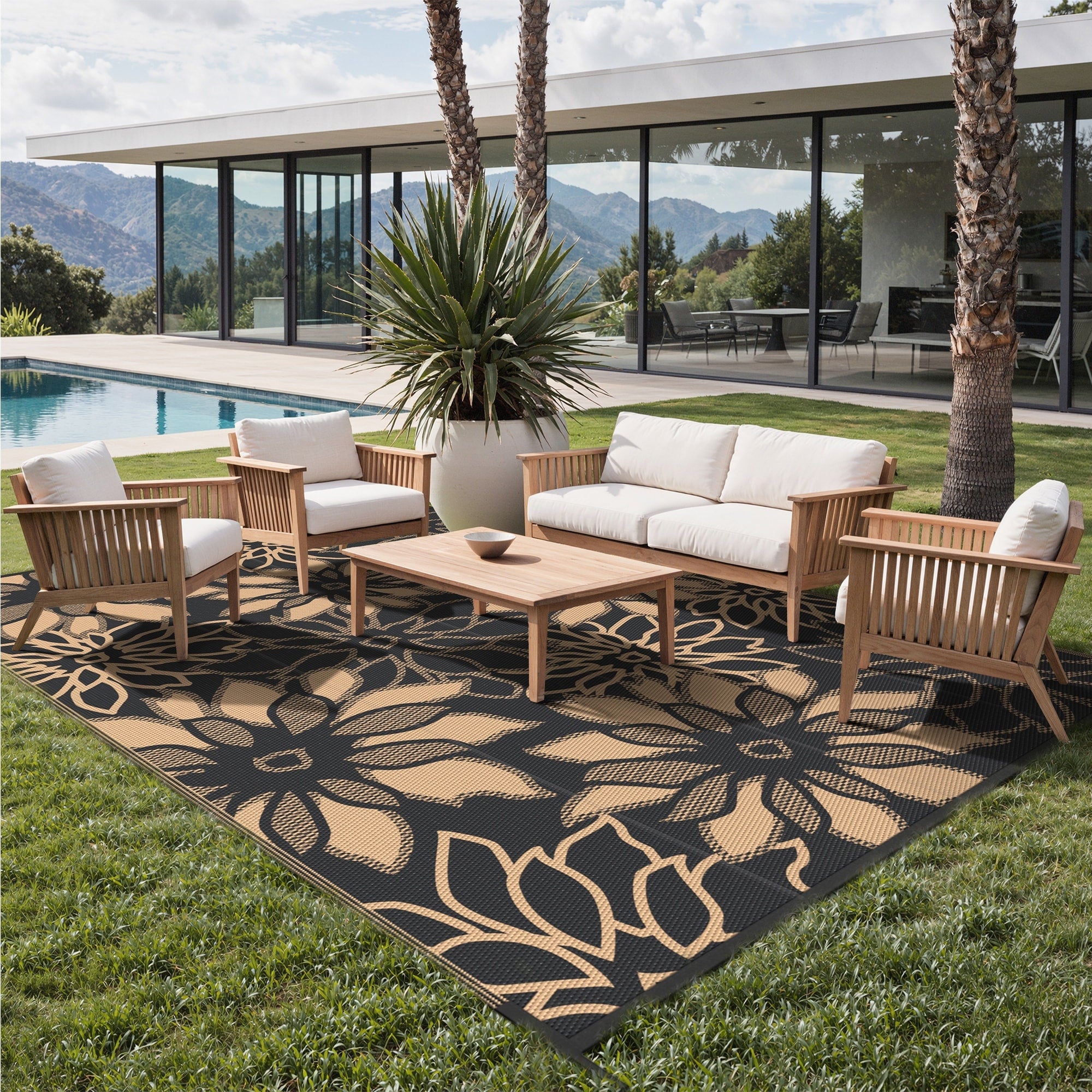 Mcow Essentials Collection Geometric Woven Outdoor Rug
