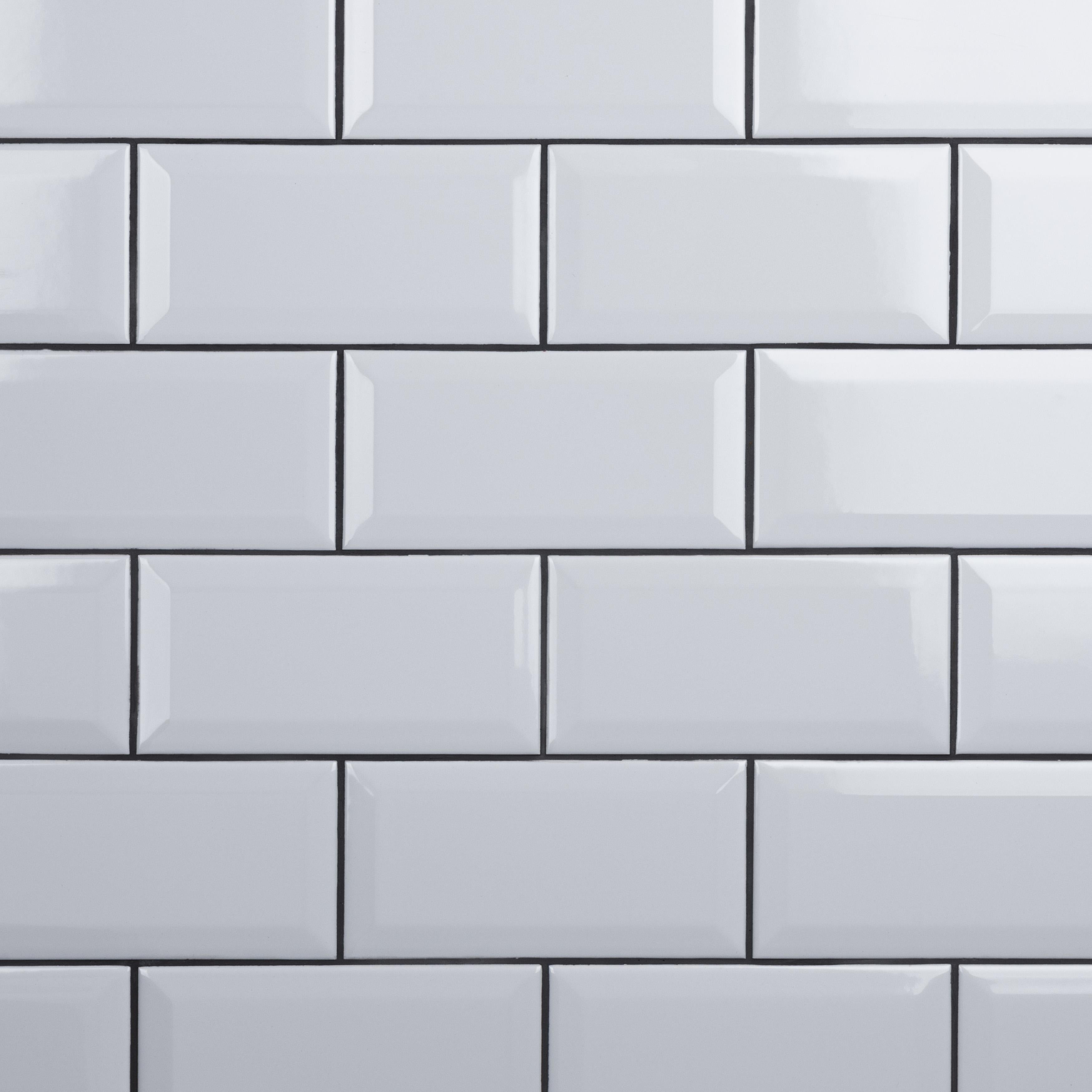 Somertile 3 X 6 Inch Crown Heights Beveled Glossy White Ceramic Wall Tile 44 Tiles 6.03 Sqft.