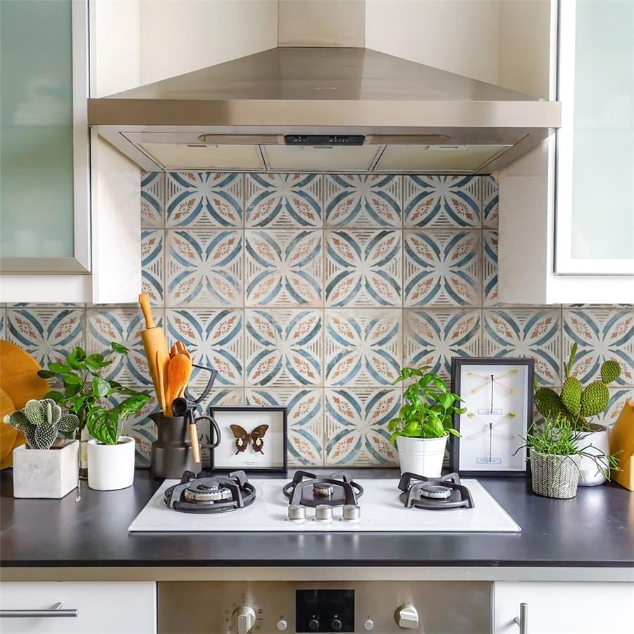 Somertile Kings Root Petal 17.75X17.75 Inch Ceramic Floor And Wall Tile 5 Tiles 11.02 Sqft. Case