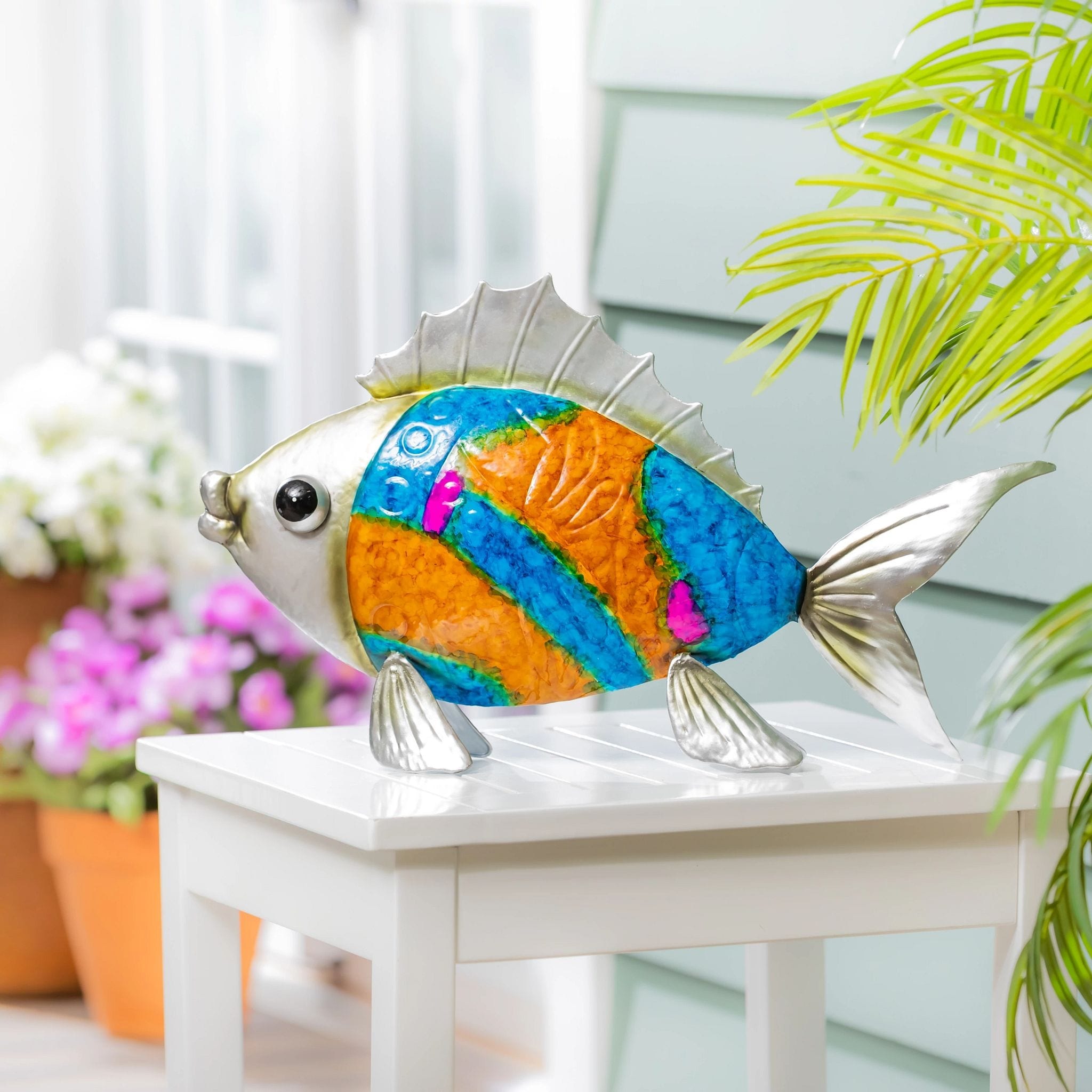 Metal Gradient Fish Garden Statue 12.5 H