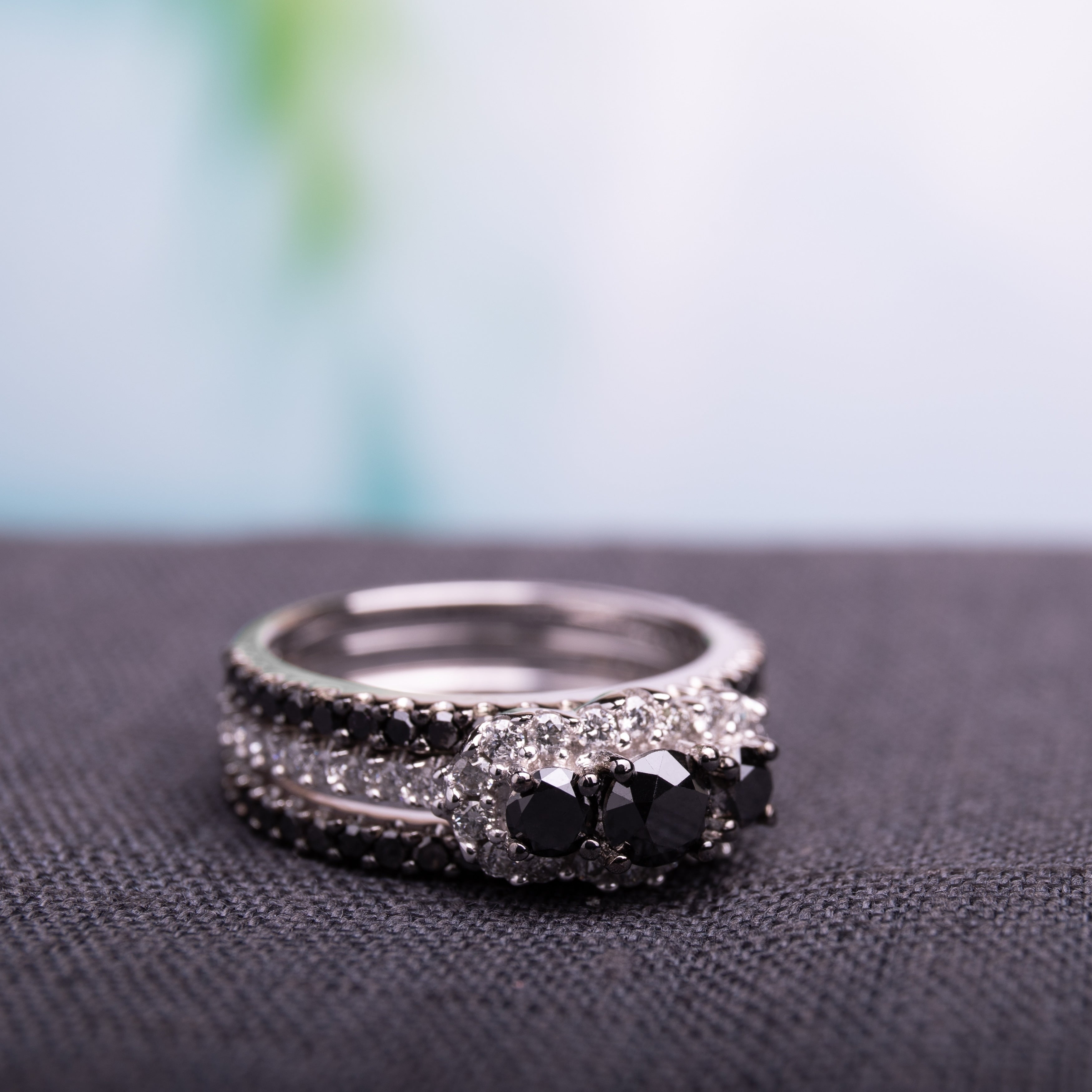 Miadora Signature Collection 2 Ct Black And White Diamond Tw Fashion Ring 10K White Gold Gh I2 I3 Black Rhodium Plated