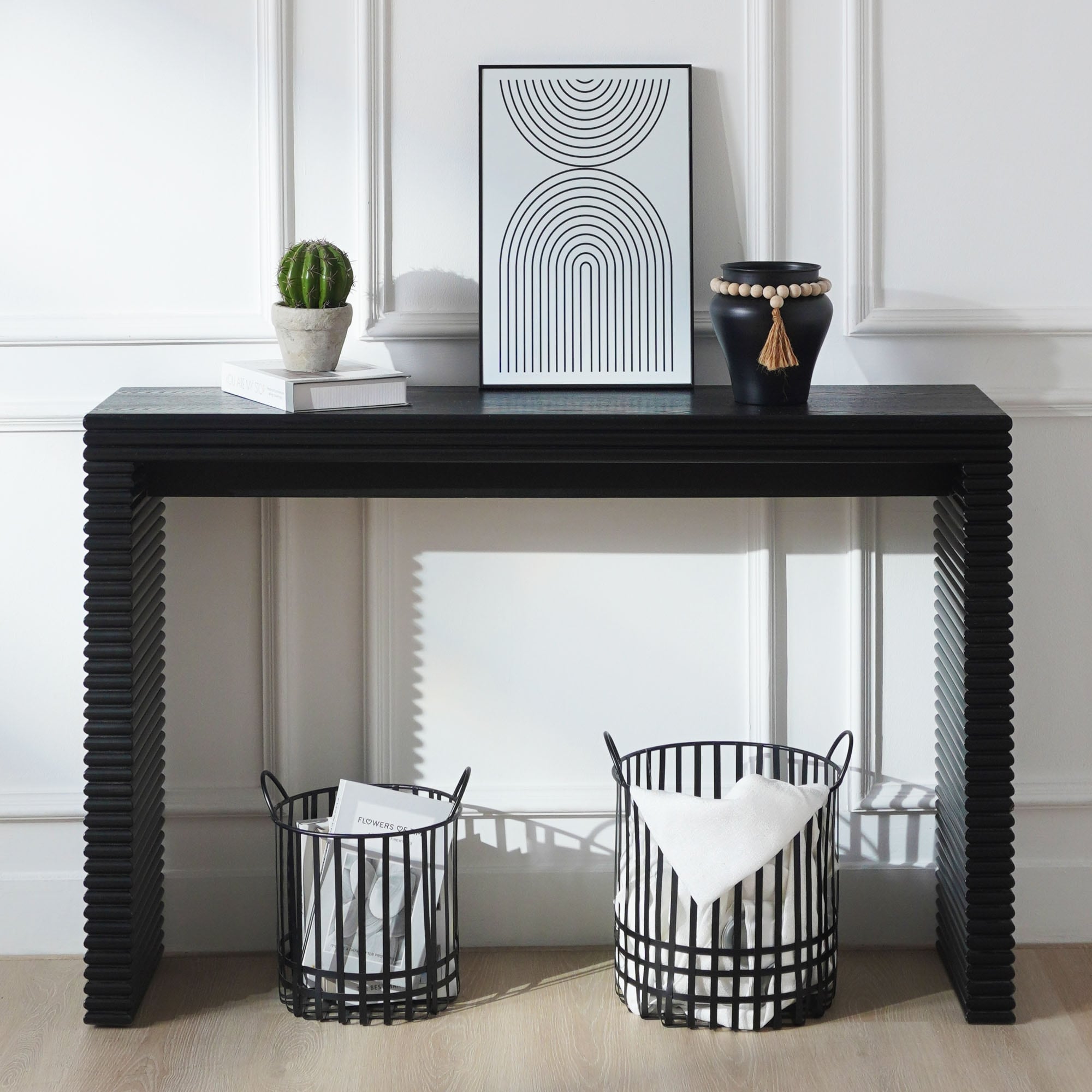 Modern Black Console Table With Ribbed Design