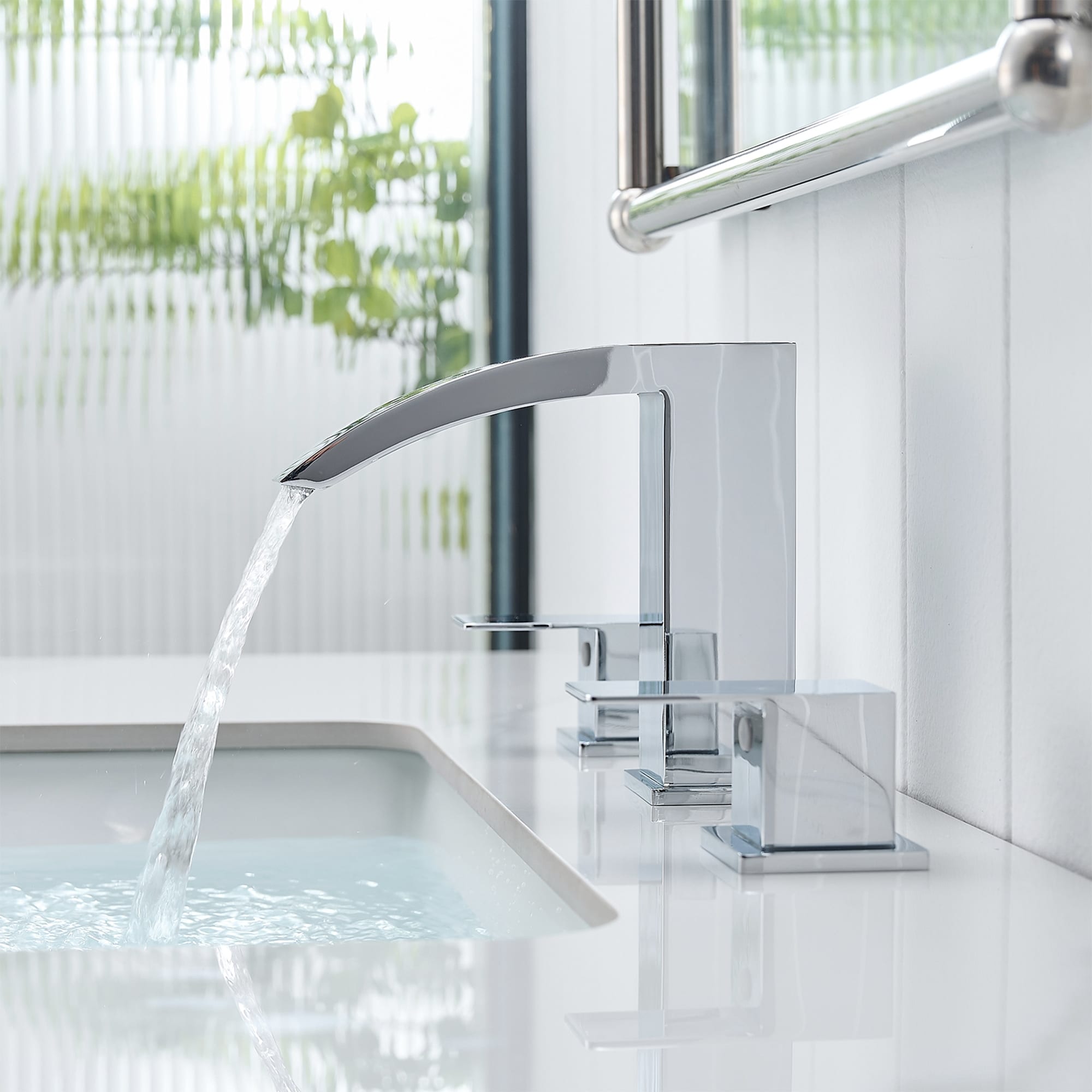 Modern Chrome Dual Handle 3 Holes Waterfall Bathroom Faucet