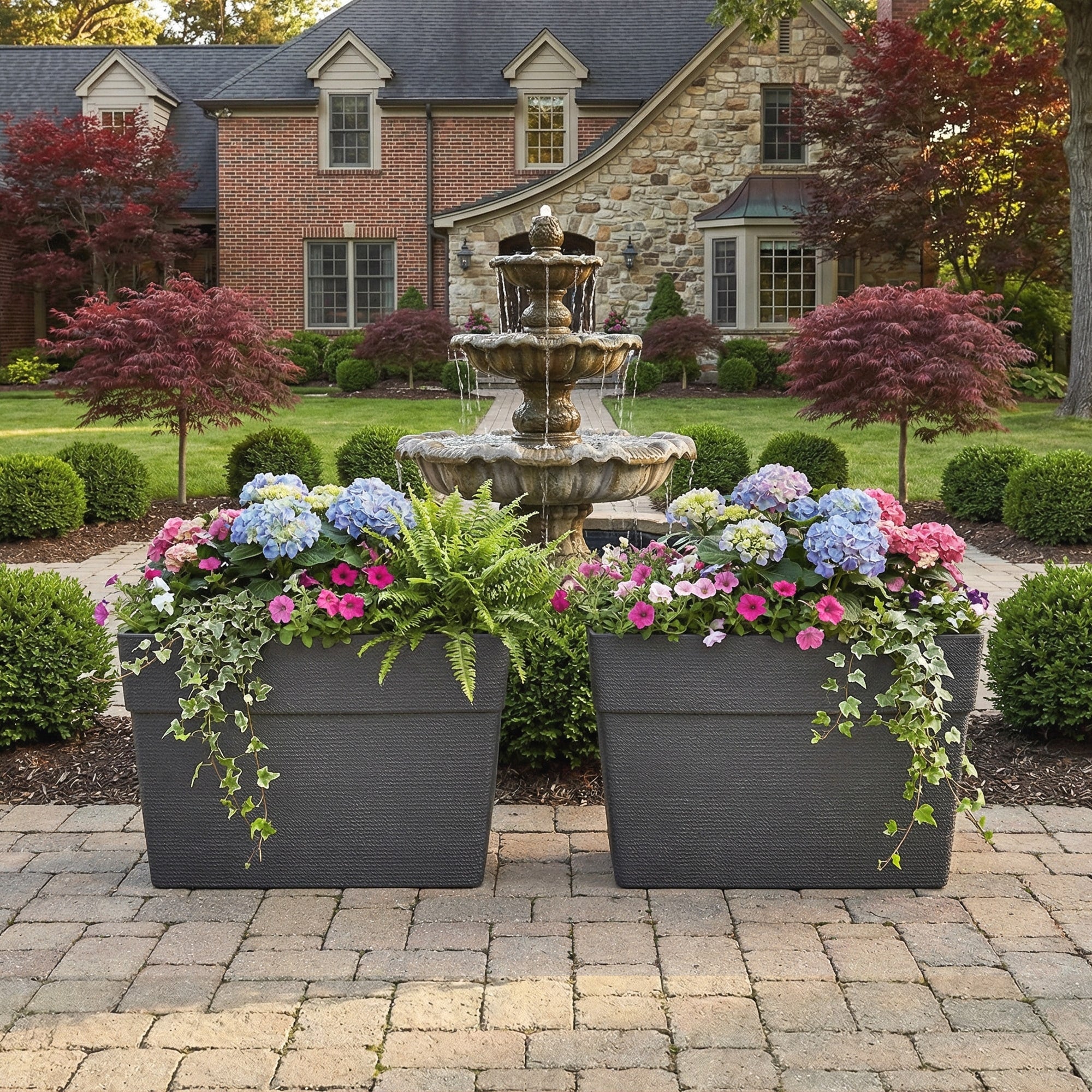 Modern Decorative Garden Pots For Indoor Outdoor Use Set Of 2