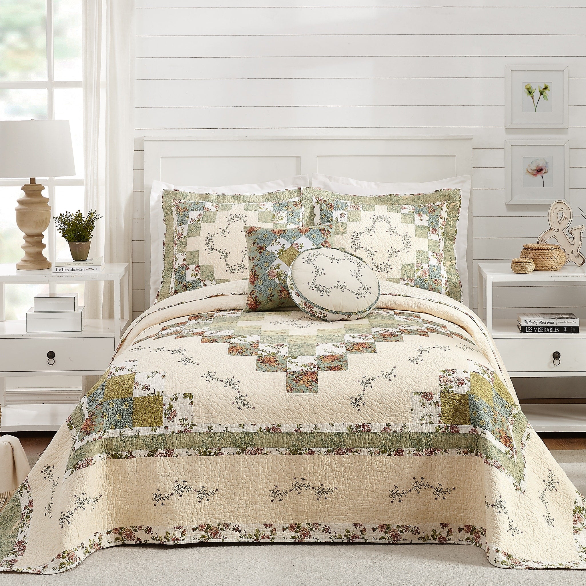 Modern Heirloom Olivia Bedspread