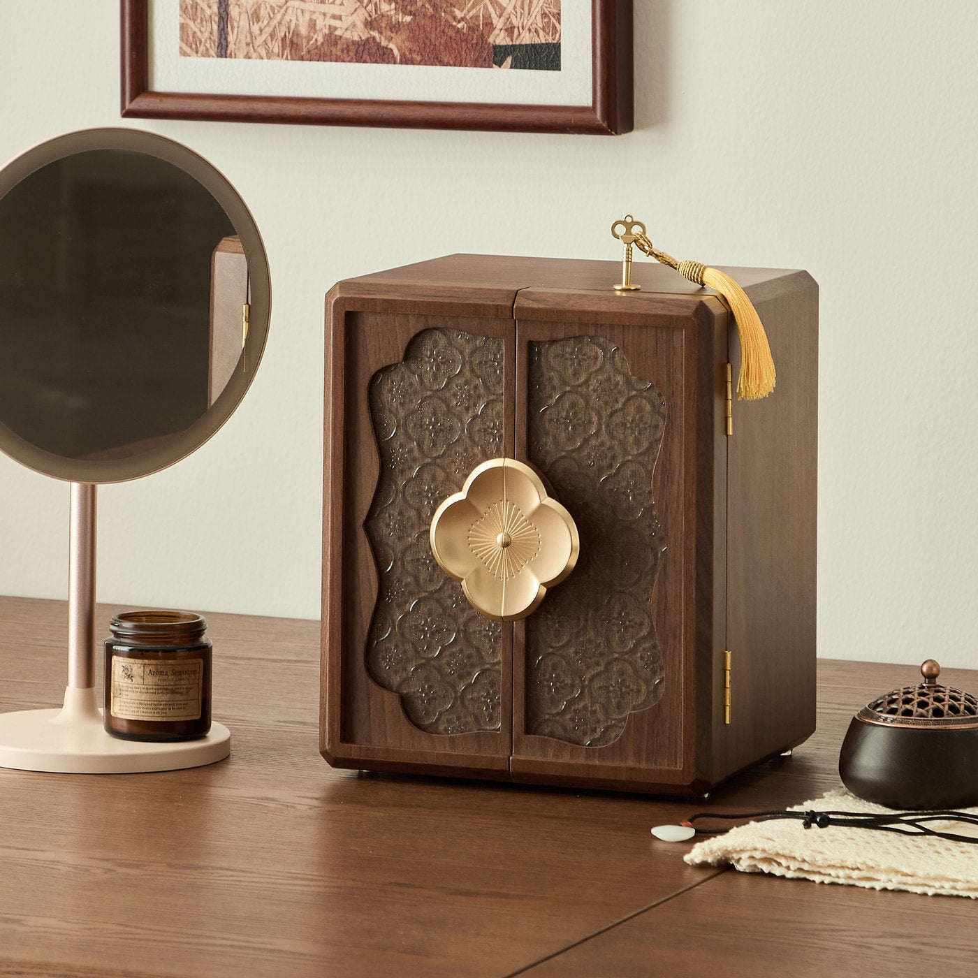 Modern Walnut Color Double Door With Begonia Locking 5 Layer Jewelry Box 9.06