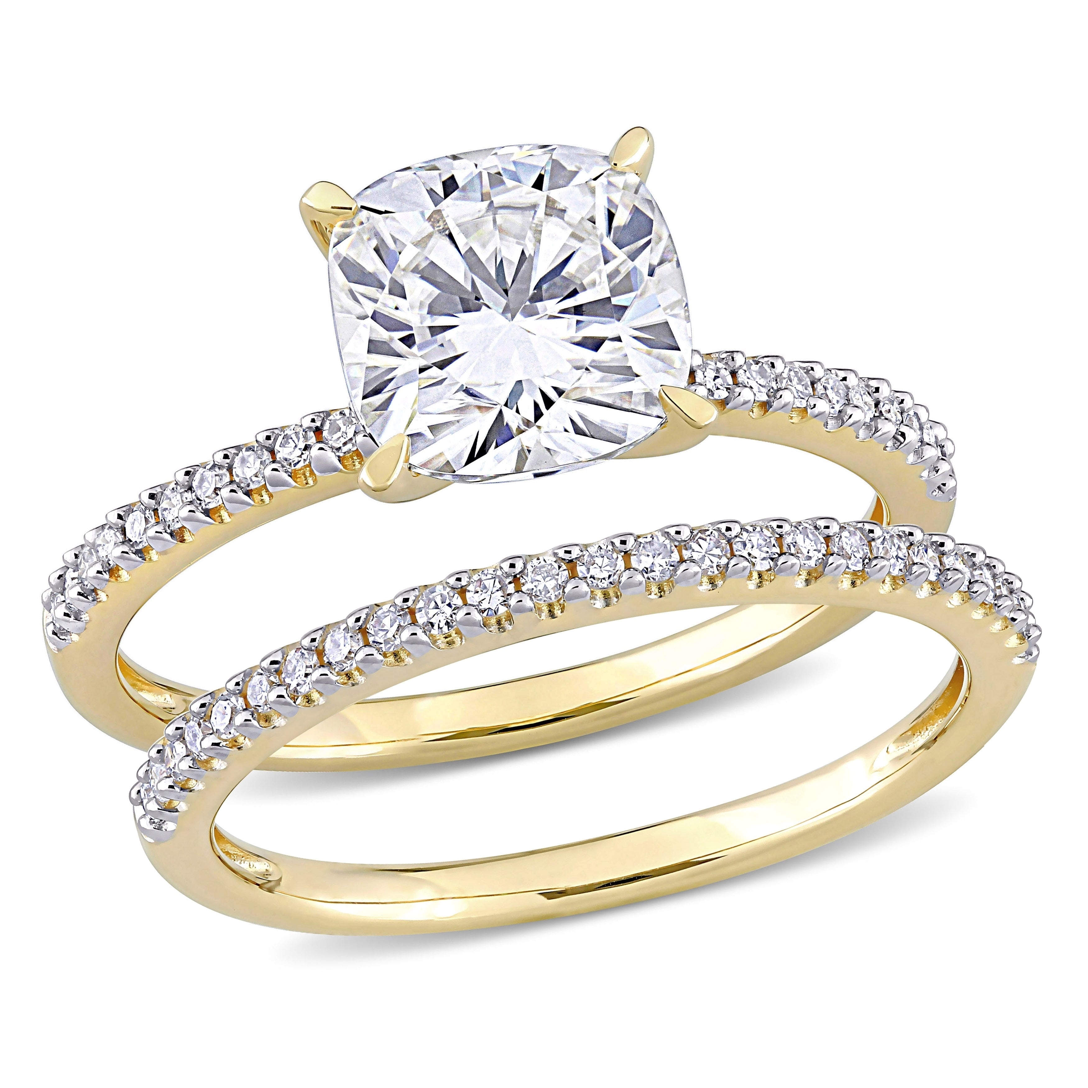 Moissanite By Miadora 14K Yellow Gold 2Ct Tgw Cushion Cut Moissanite And 1 4Ct Tdw Diamond Bridal Set