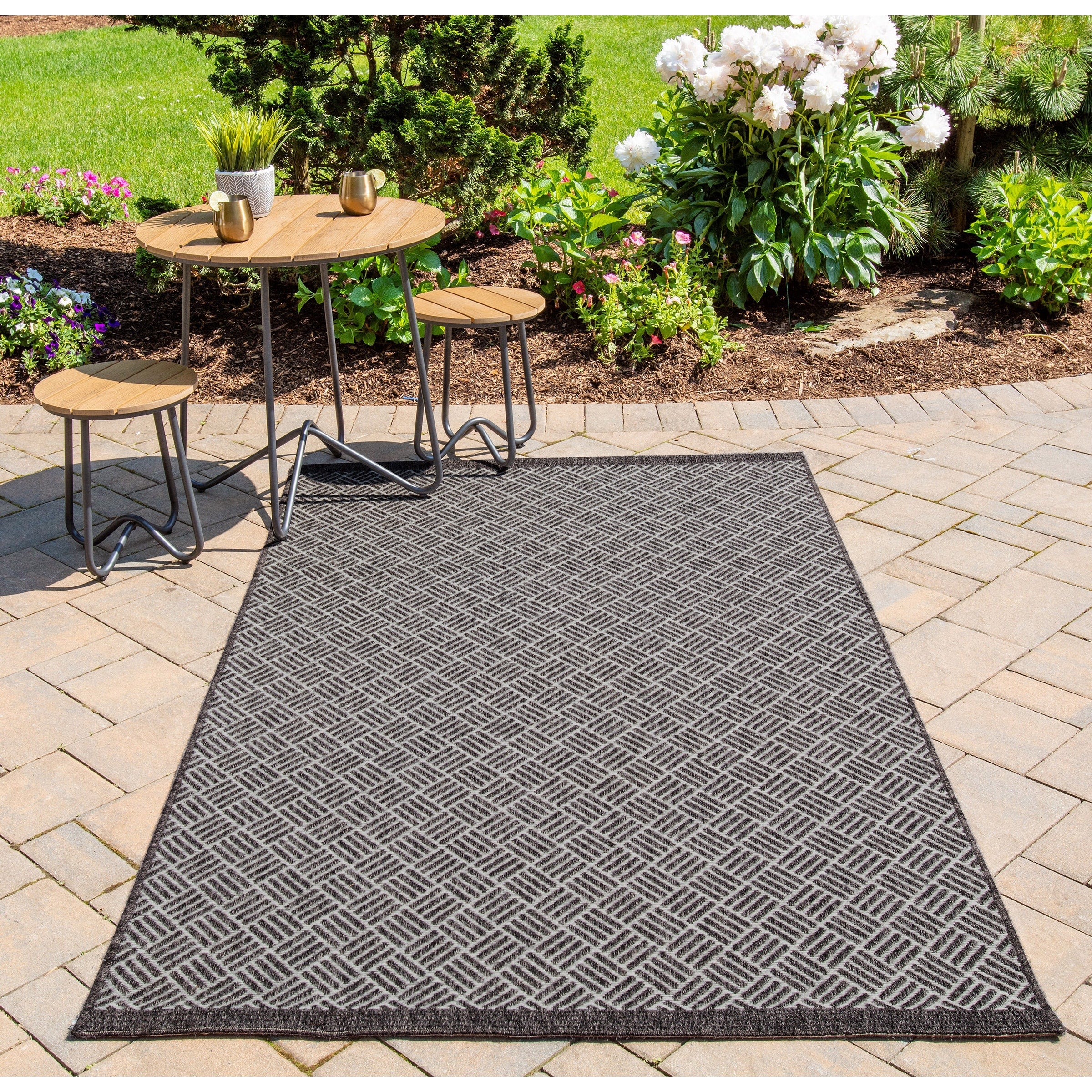 Momeni Como Indoor Outdoor Rug