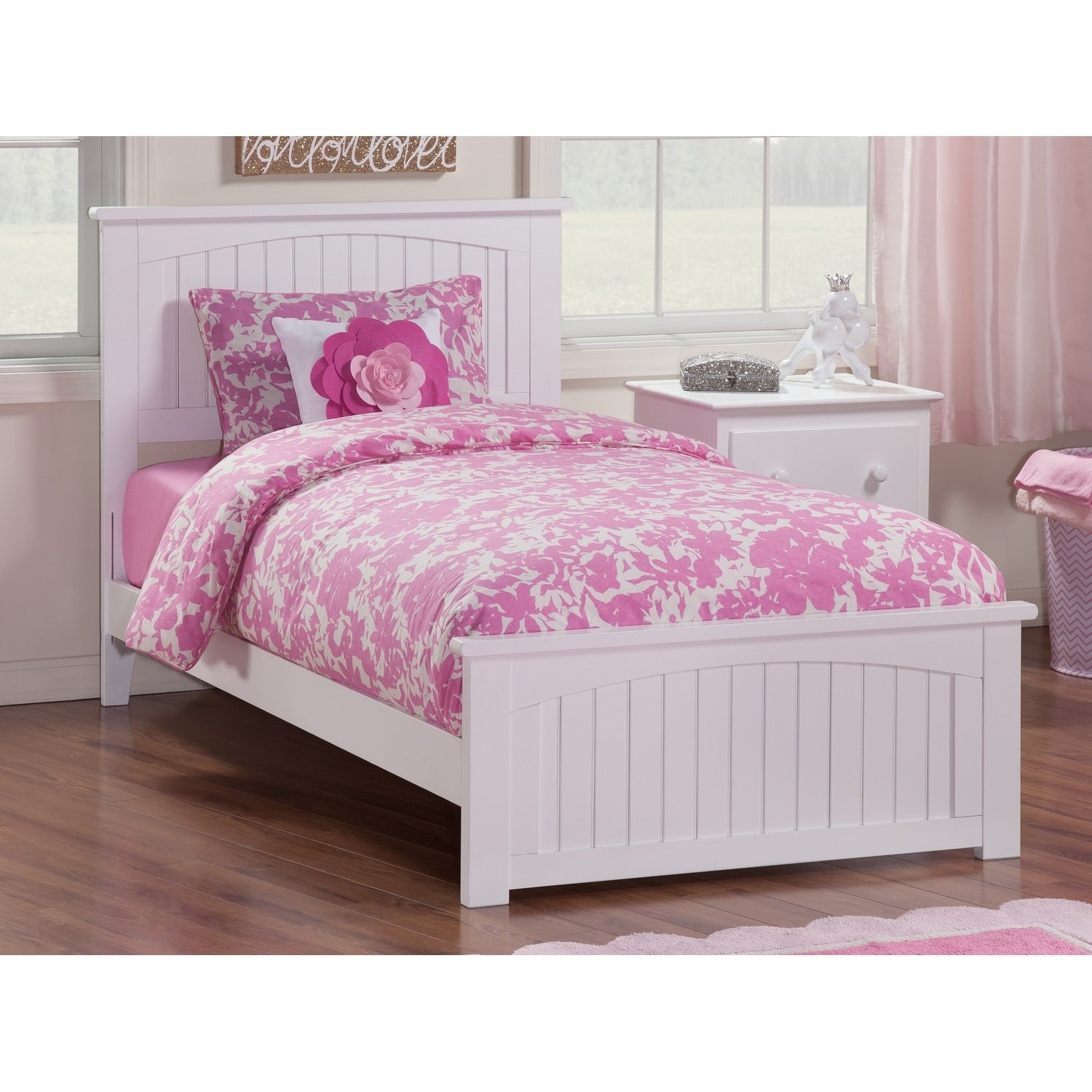Nantucket Twin Bed With Matching Foot Board In White