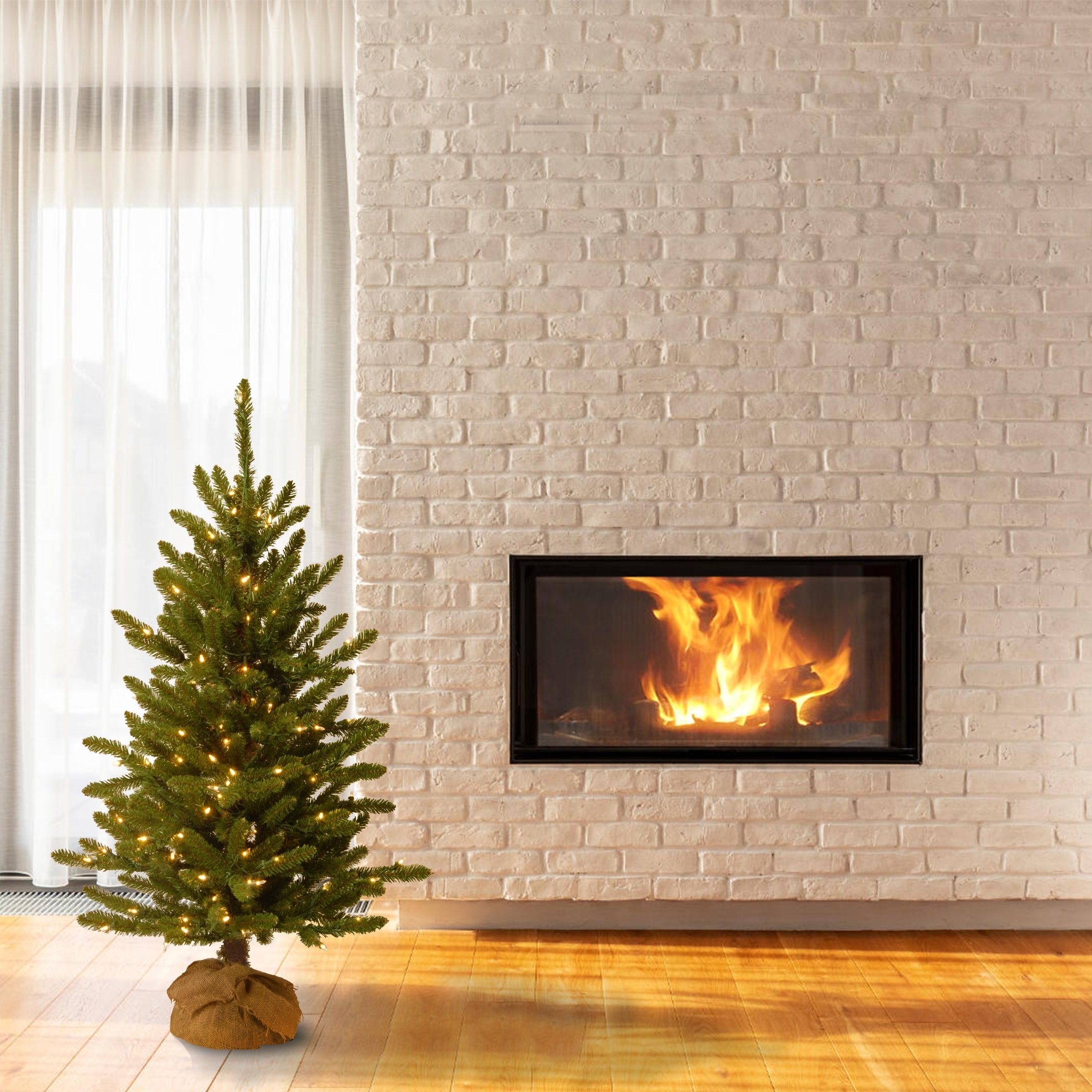 4 Ft. Kensington Burlap Tree With Clear Lights