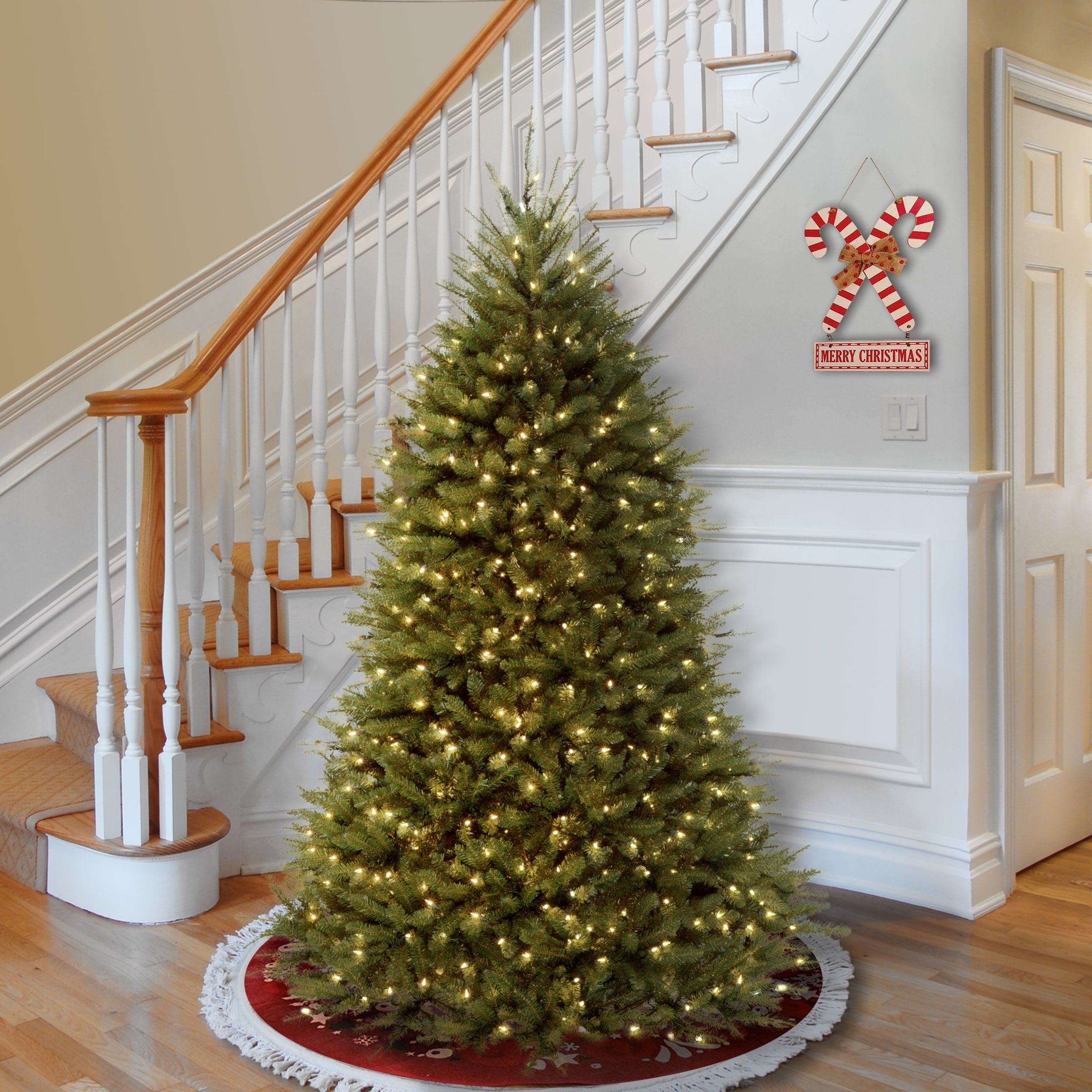 6 Ft. Dunhill R Fir Tree With Clear Lights
