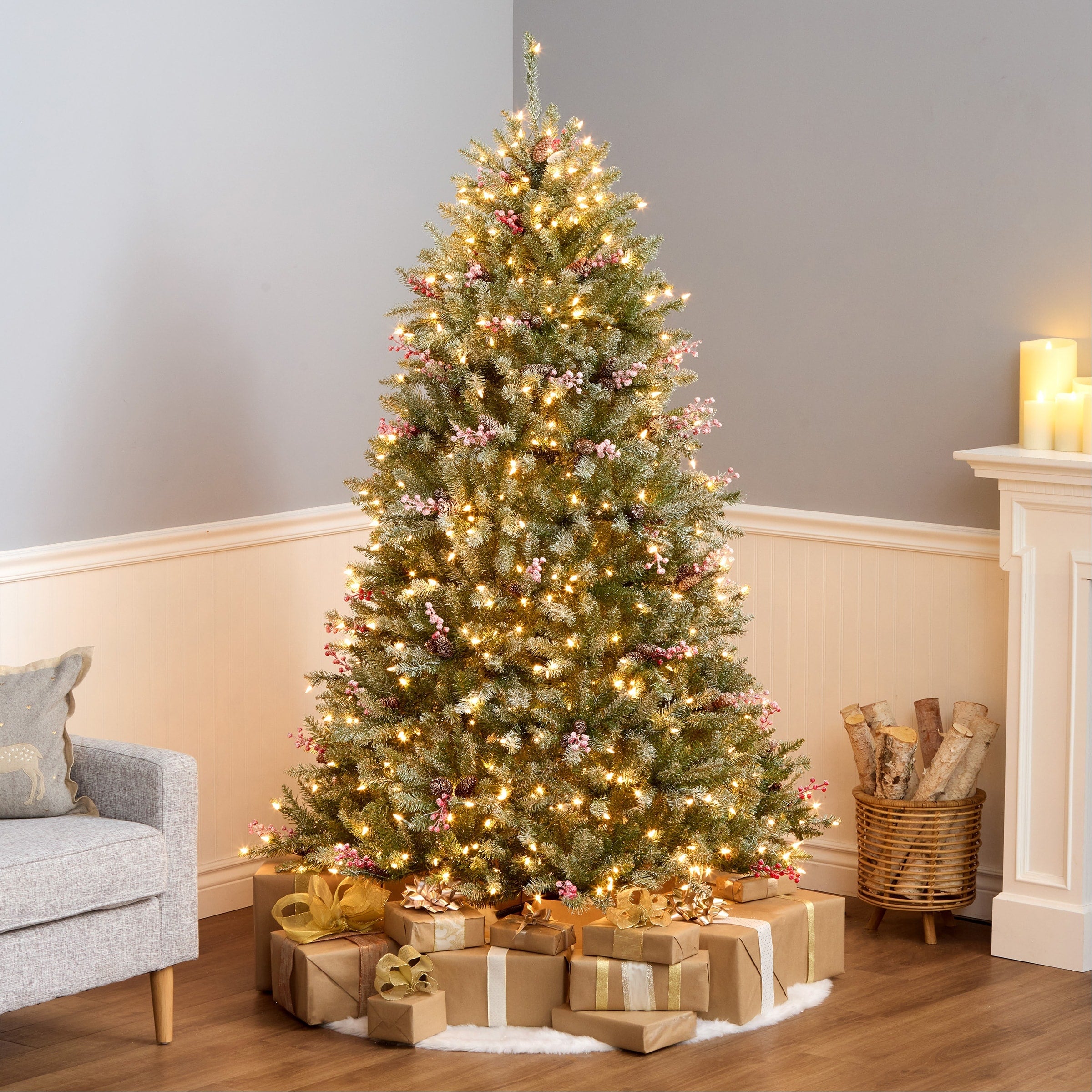 6.5 Ft. Dunhill R Fir Tree With Clear Lights