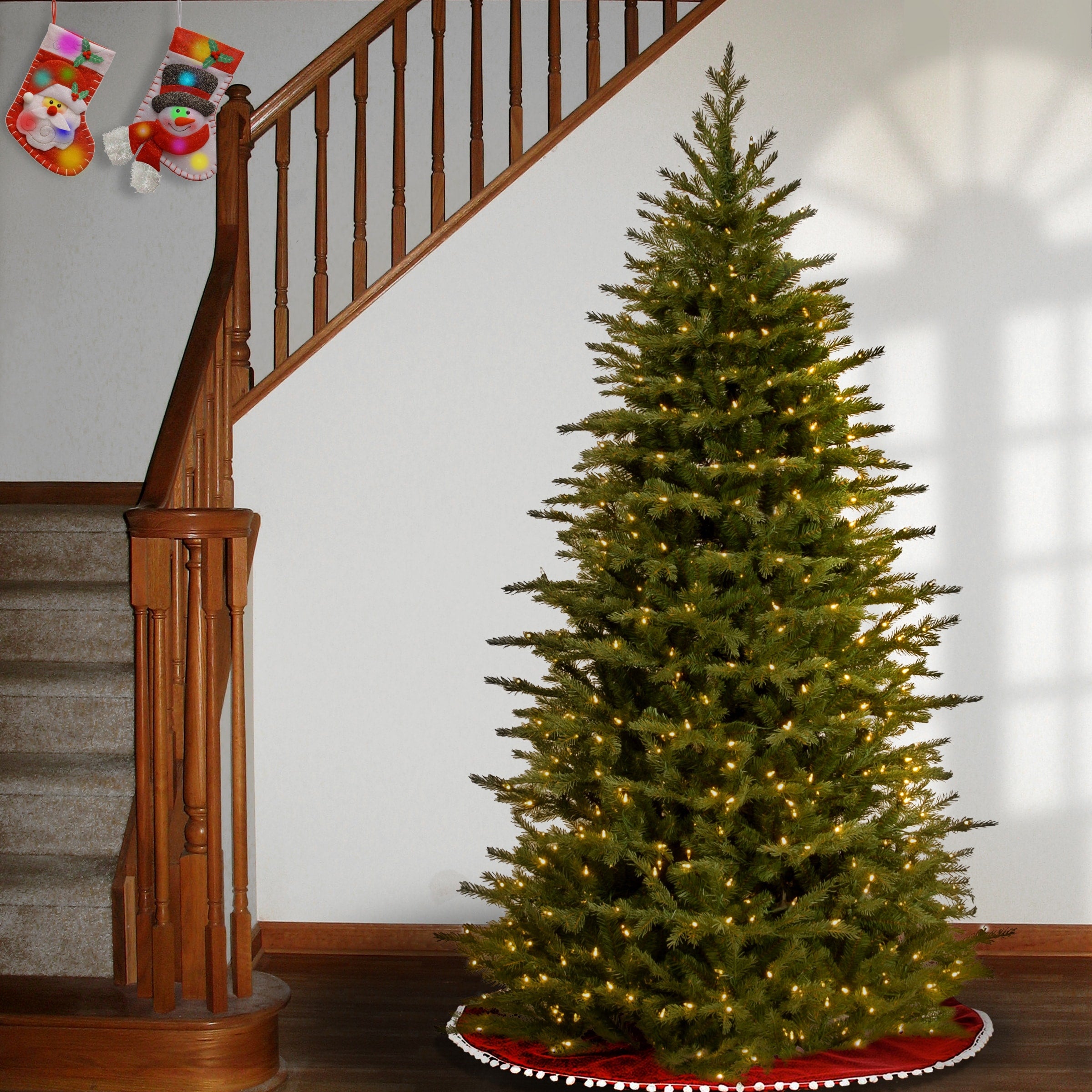 Nordic Spruce Hinged Tree With 1000 Clear Lights