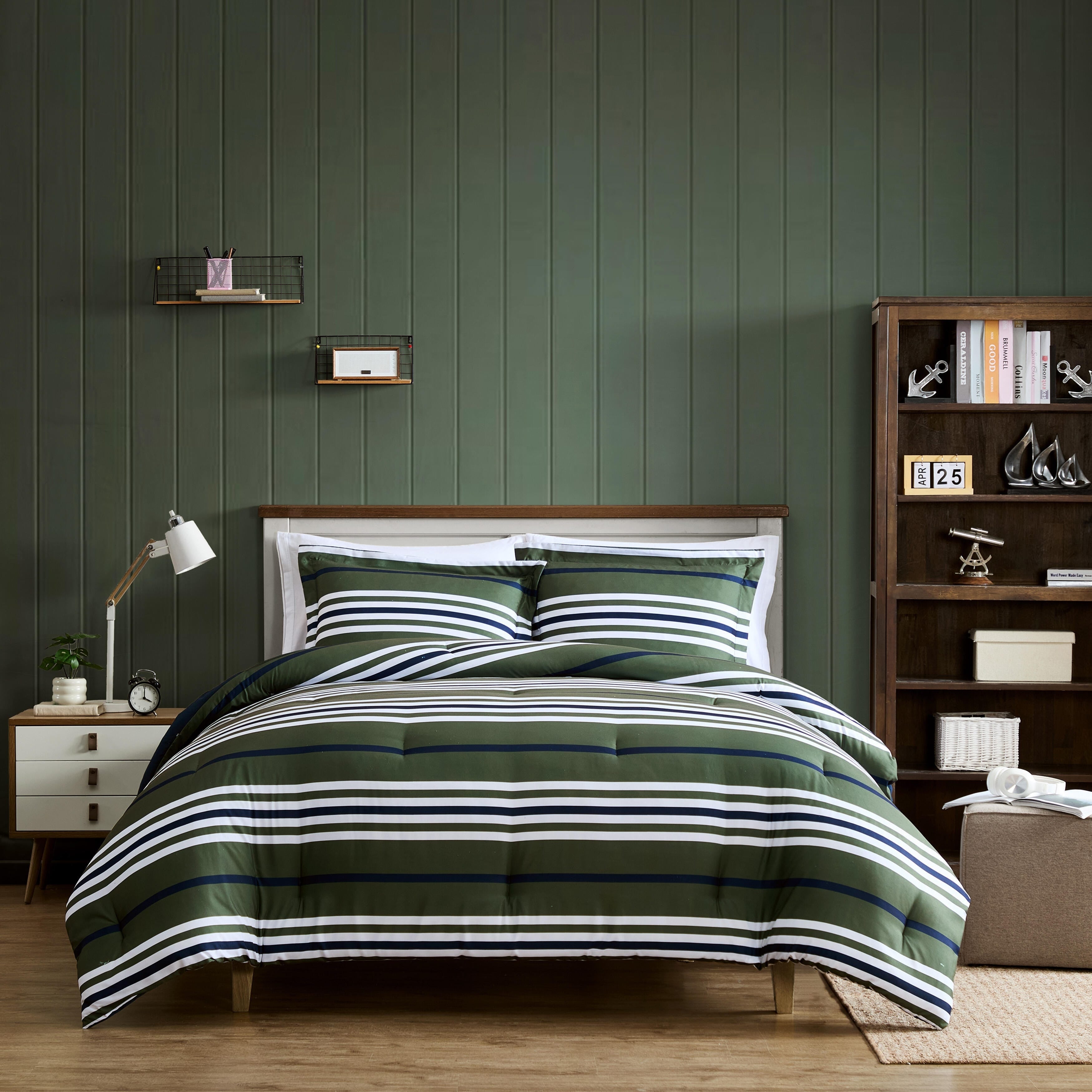Nautica Uphaul Stripe Reversible Green Comforter Set