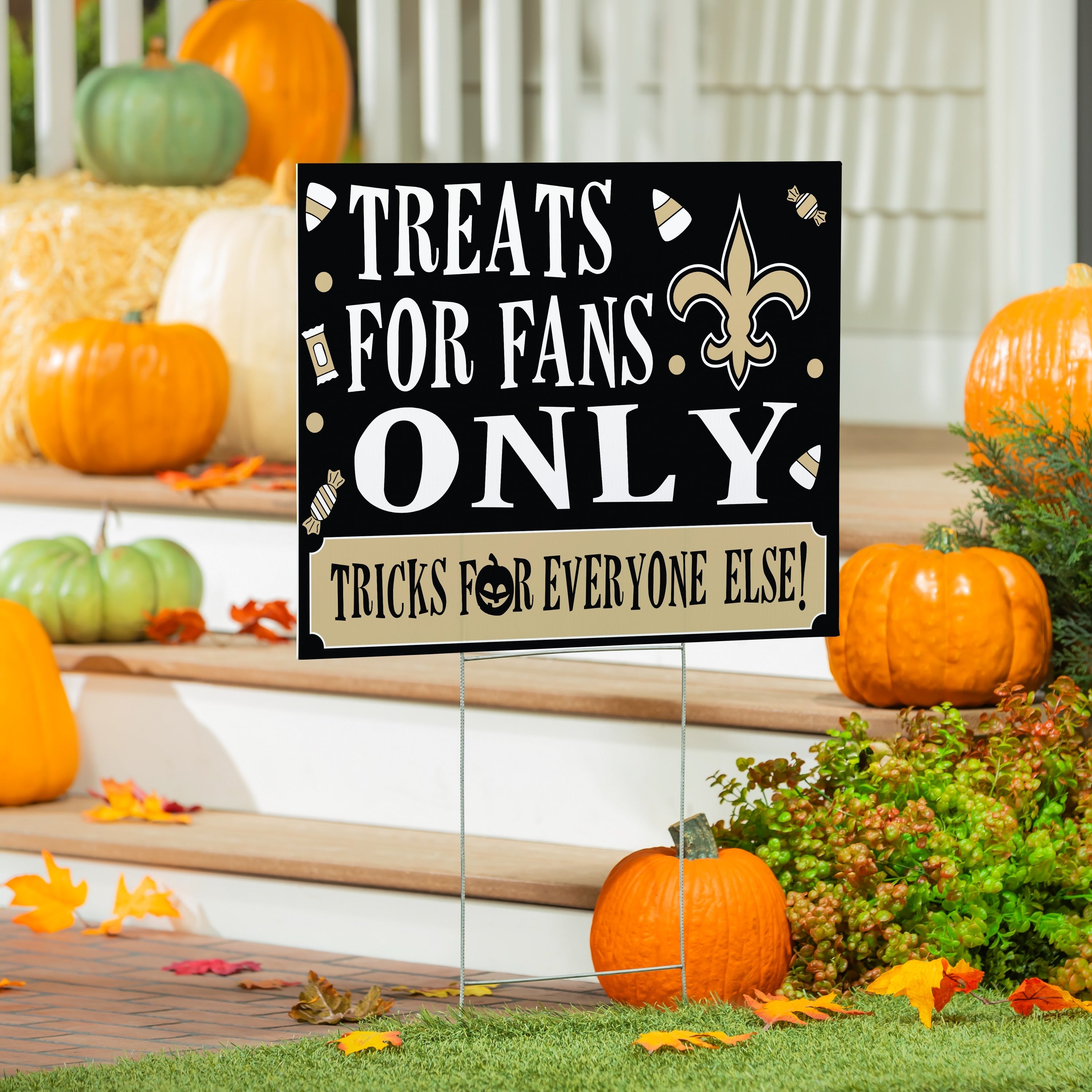 New Orleans Saints Yard Sign Halloween Treats For Fans