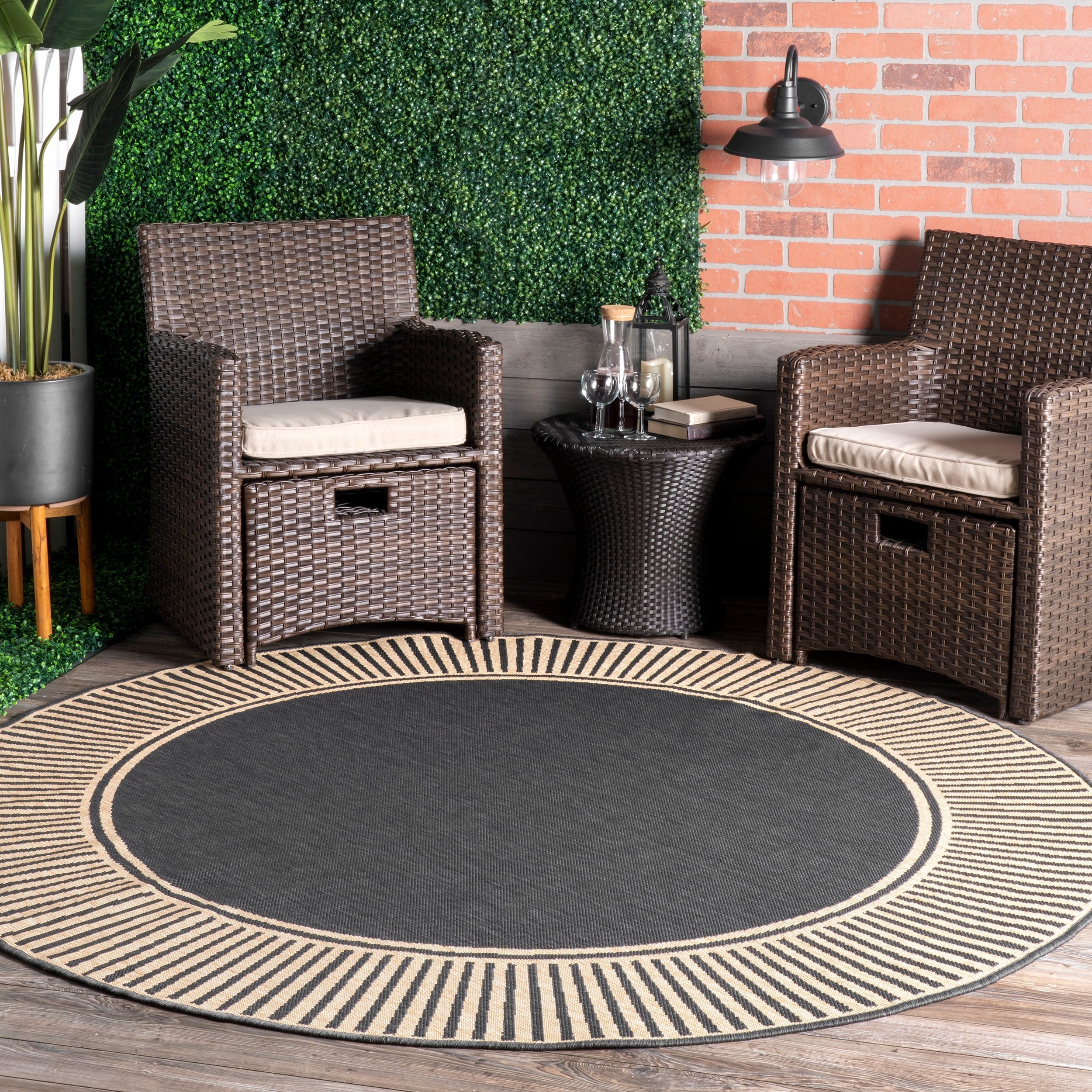 Nuloom Asha Simple Border Indoor Outdoor Area Rug