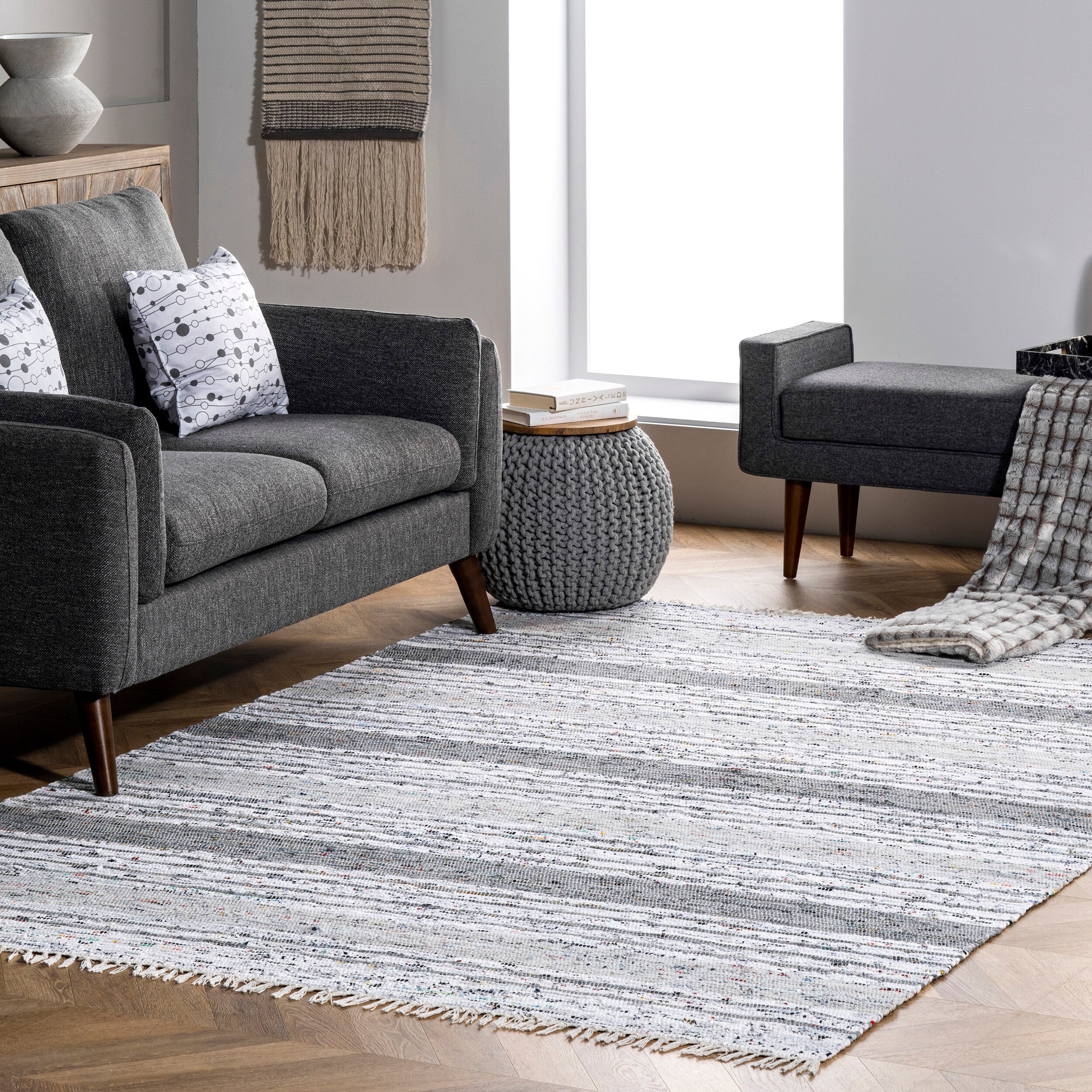 Nuloom Seraphina Mottled Stipe Cotton Tassel Area Rug