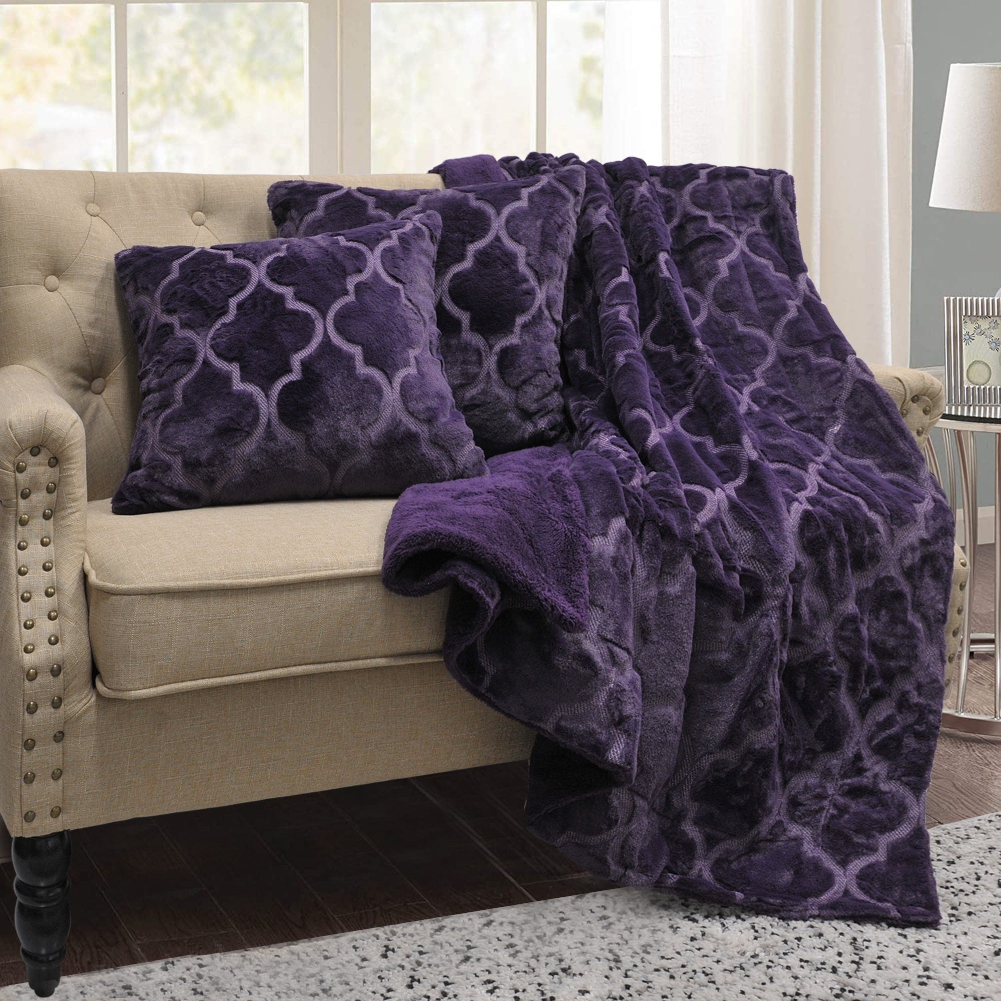 Boon Ogee Tatami Faux Fur Throw Blanket With 2 Pillow Shells