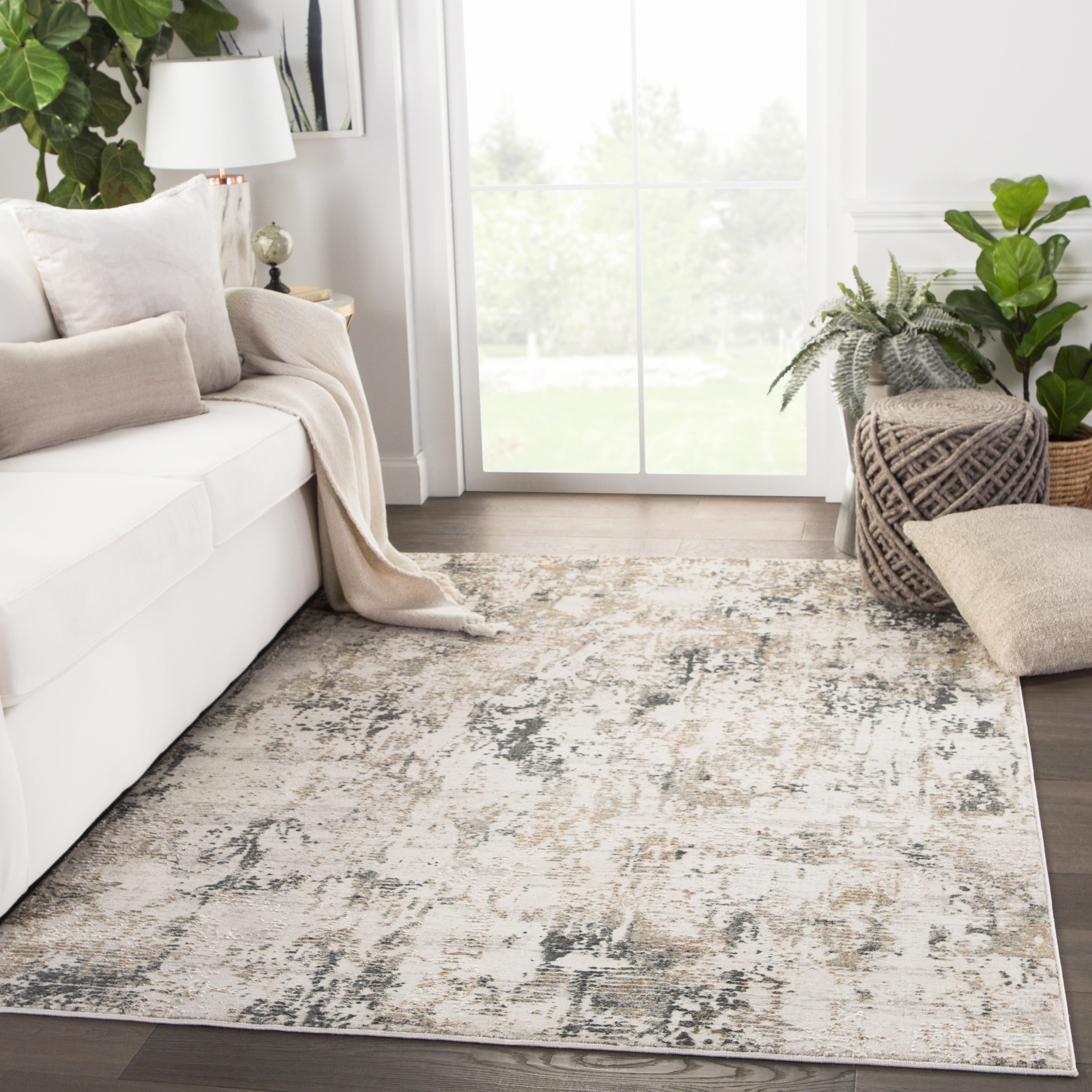 Olly Abstract Area Rug