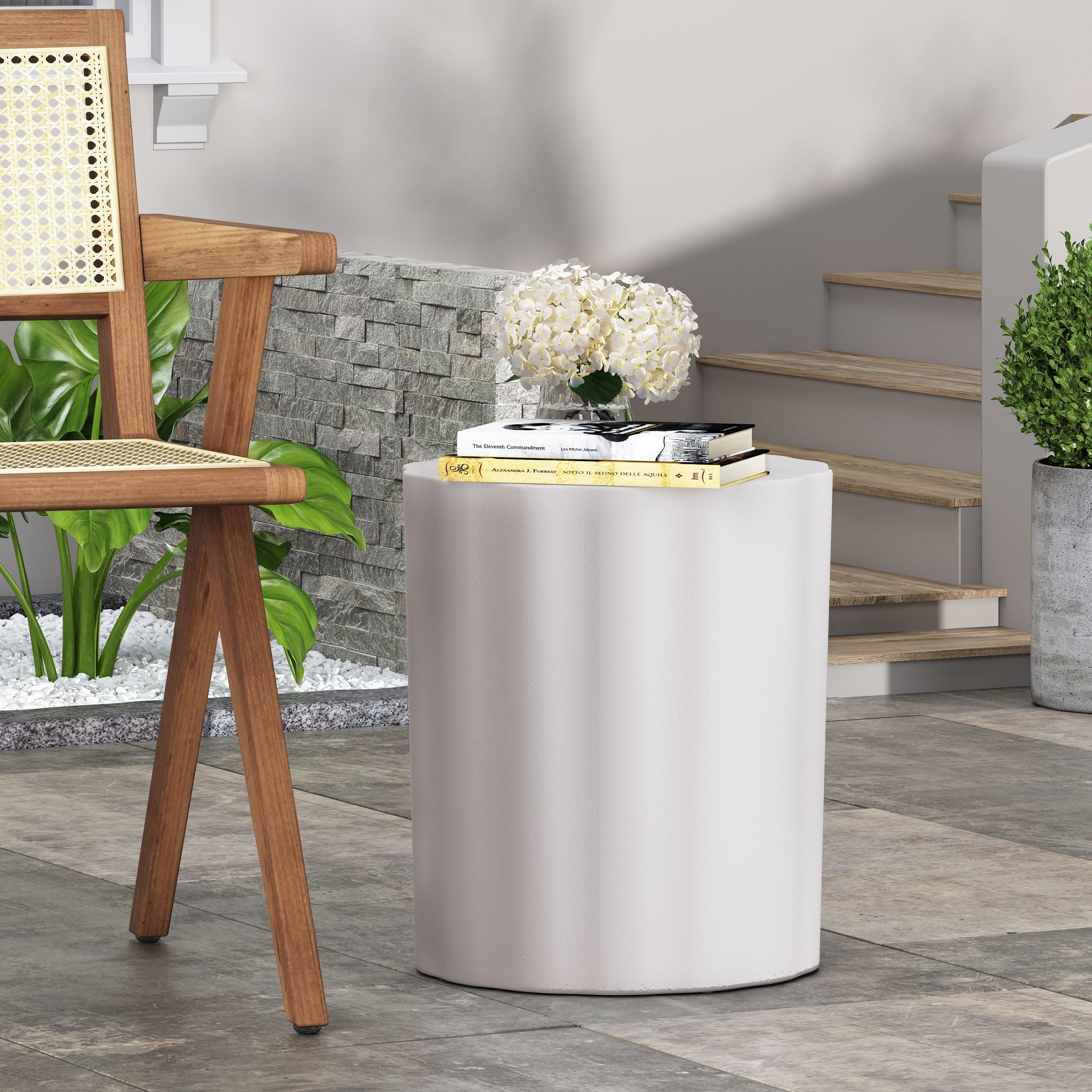 Outdoor Lightweight Concrete Side Table 20.94