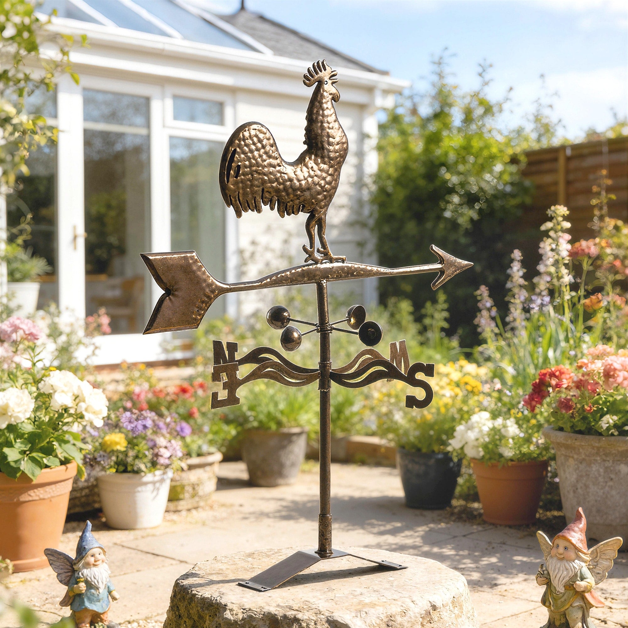 Outsunny Metal Rooster Weathervane Roof Mount Wind Direction Indicator Outdoor Weather Vanes