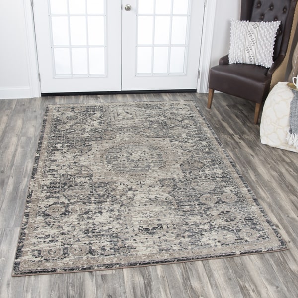 Panache Central Medallion Grey Distressed Area Rug 53 X 76 53 X 76