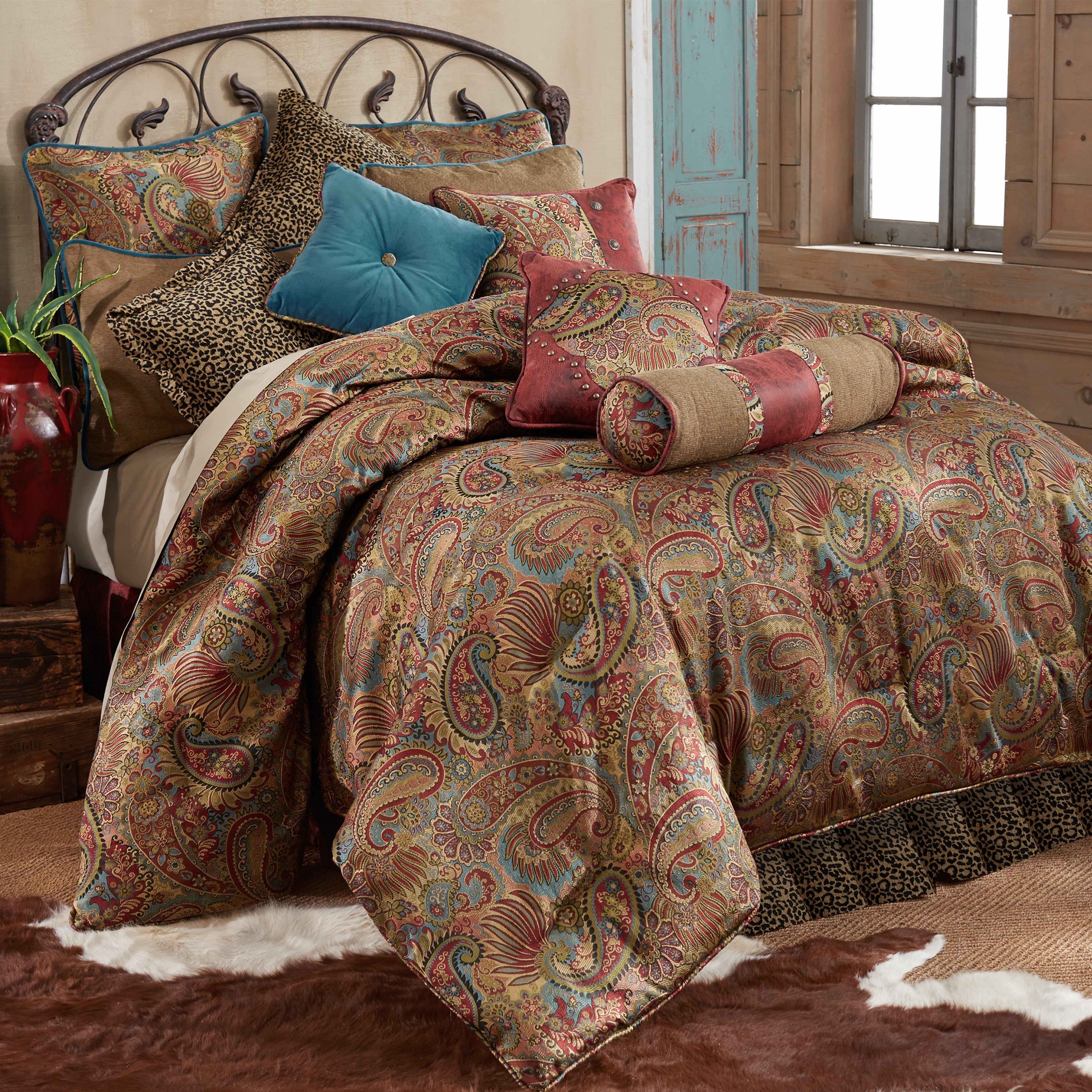 Hiend Accents San Angelo Comforter Set