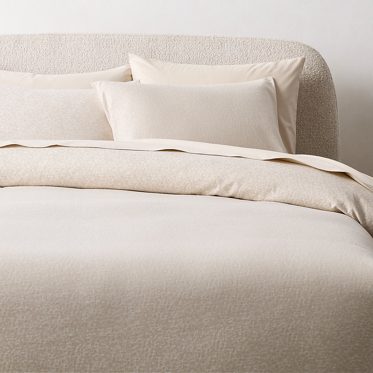 Pena Cool Grey and Warm White Organic Cotton Standard Pillow Shams Set of 2
