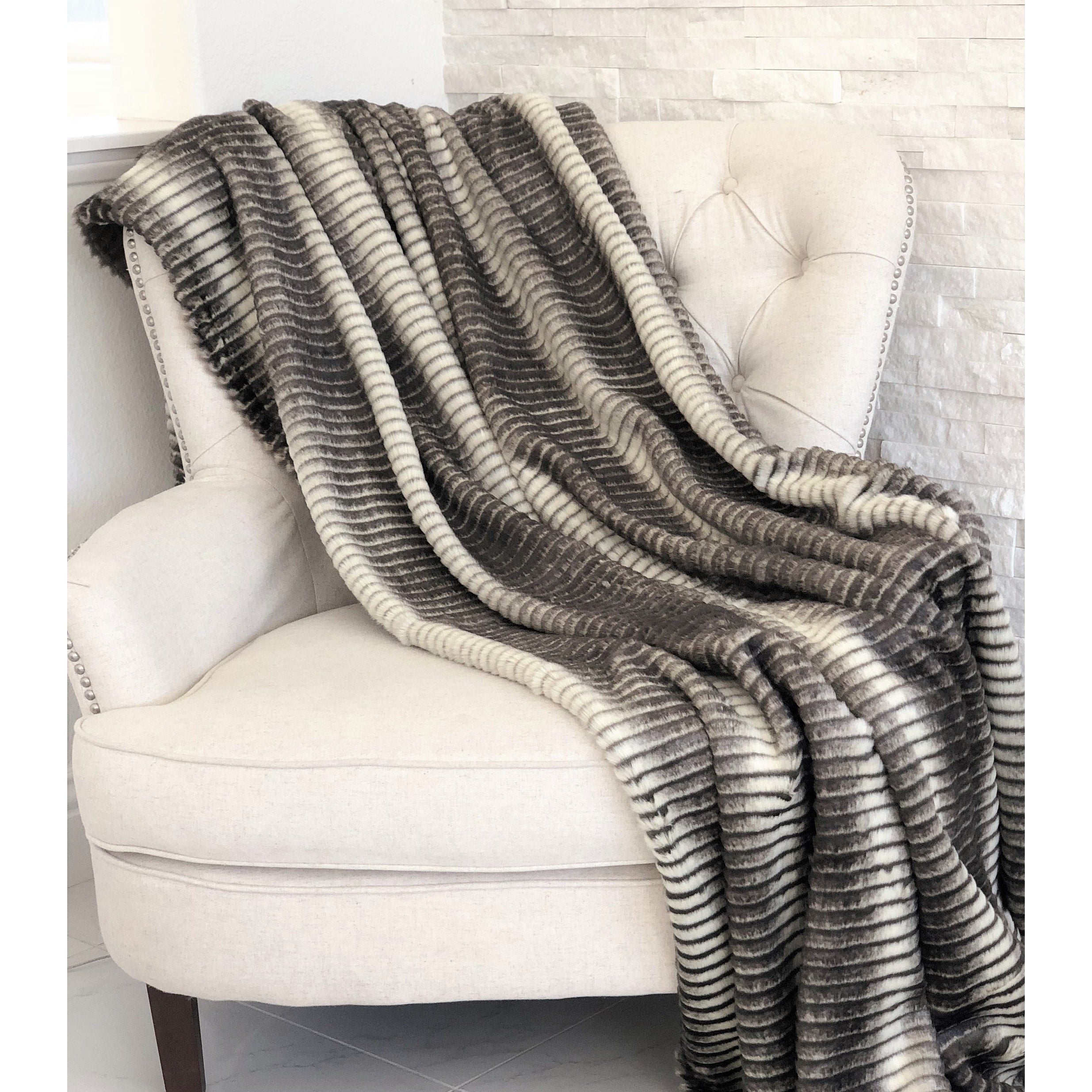 Plutus Gray And Taupe Faux Fur Luxury Throw