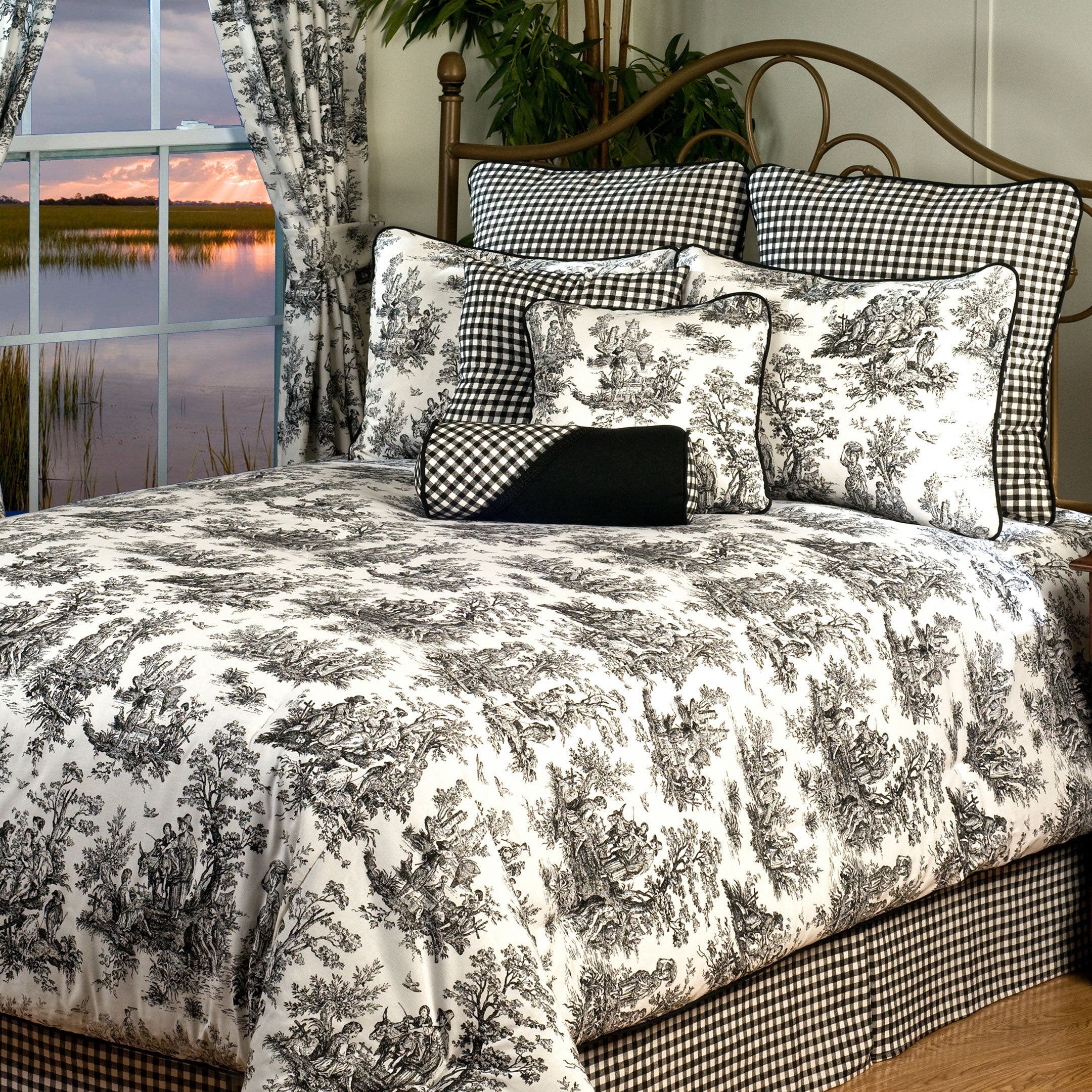 Plymouth King 10 Piece Bedding Set