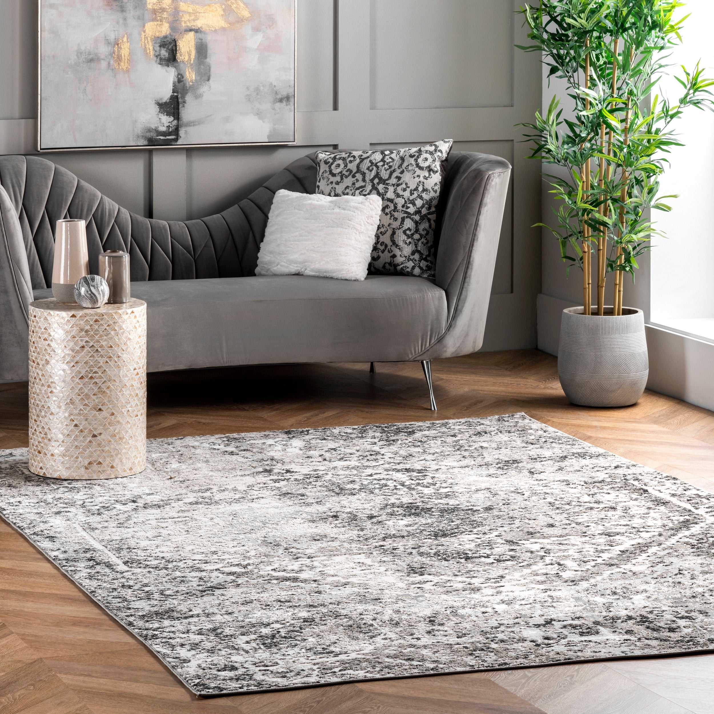 Nuloom Floral Medallion Juilliane Traditional Vintage Area Rug