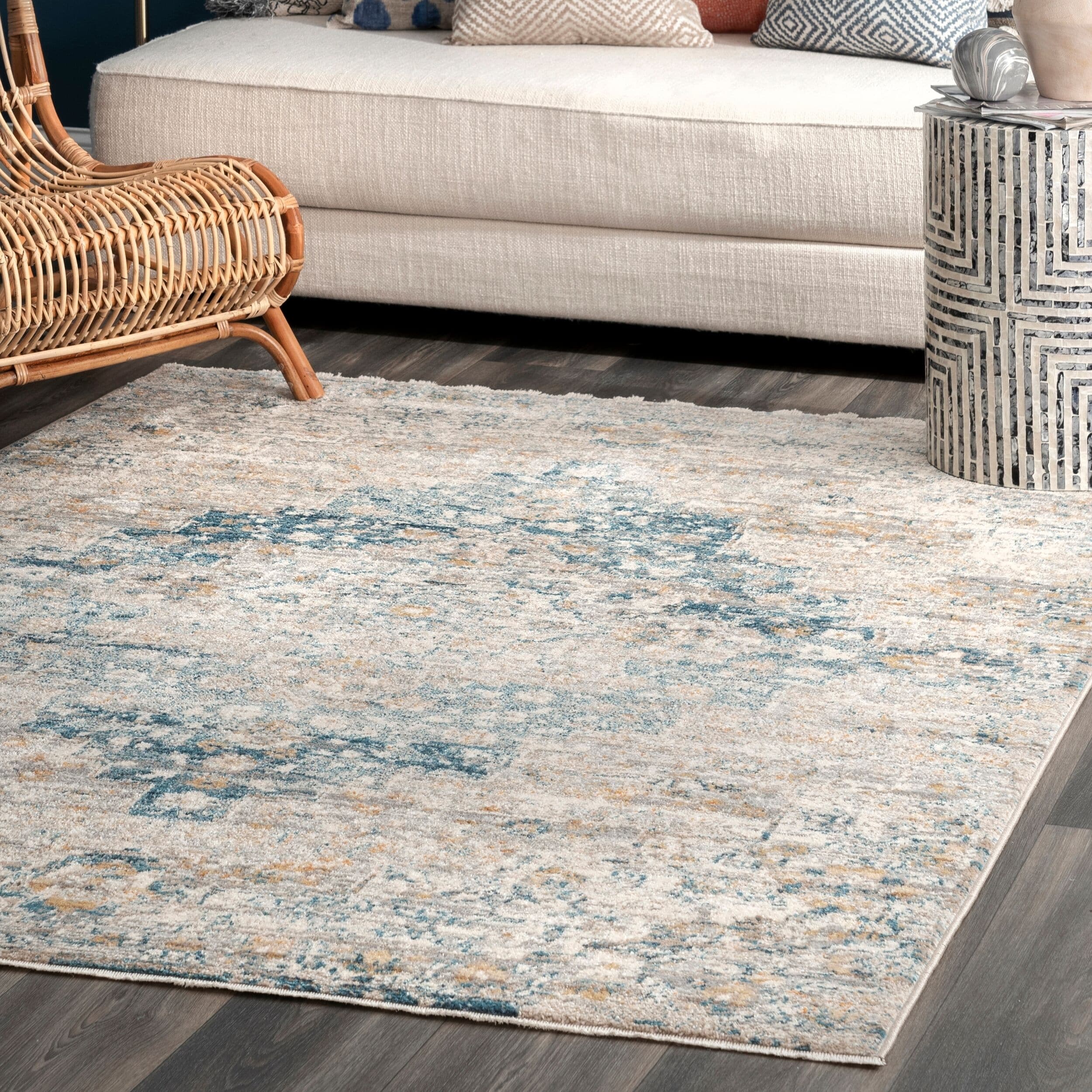 Porch Den Westbury Vintage Medallion Area Rug