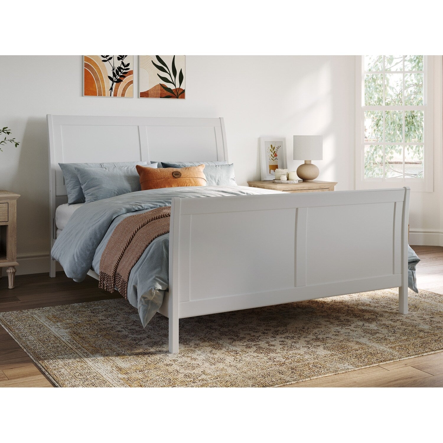 Portland Full Traditional Bed With Matching Foot Board In White