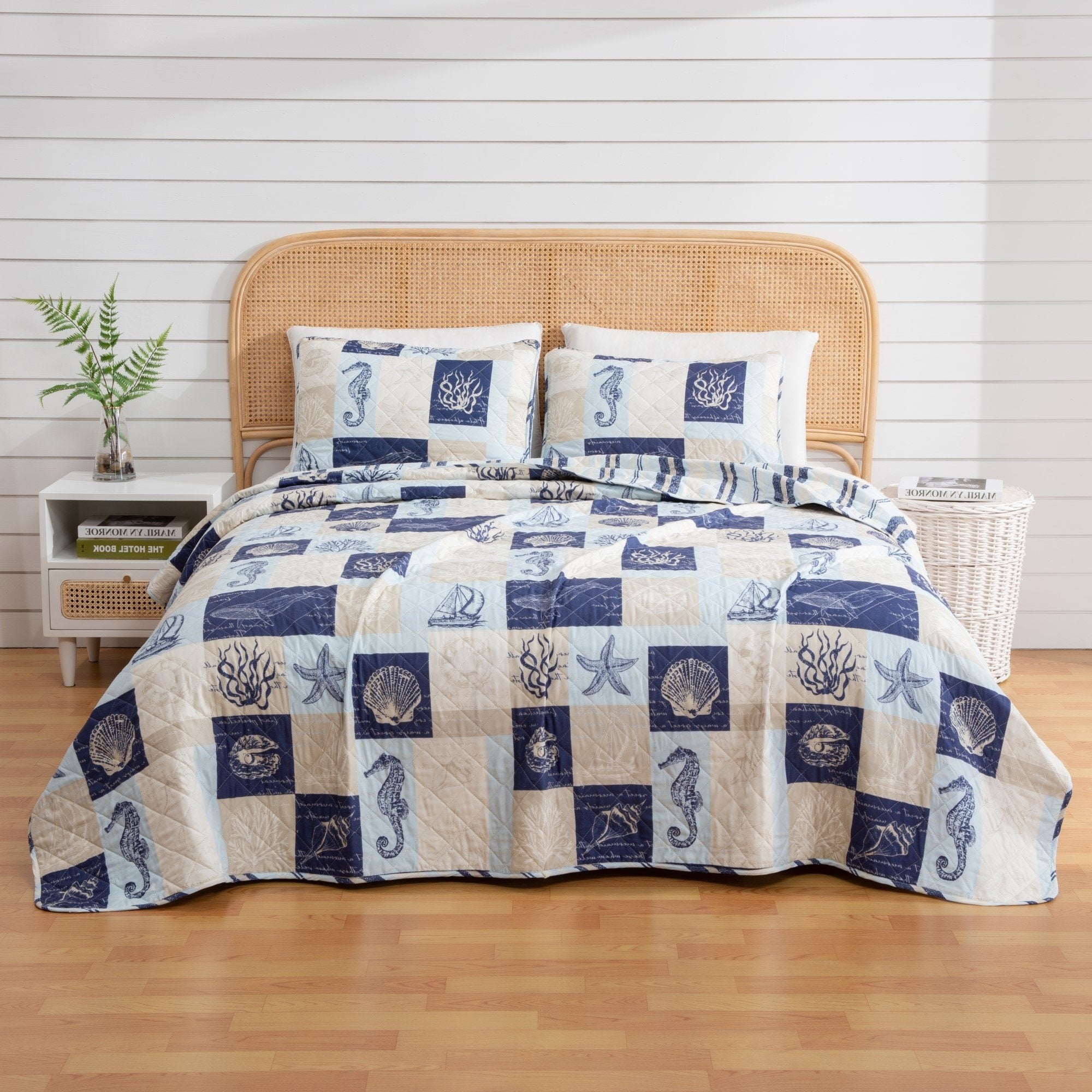 Great Bay Home Caspian Coastal Beach Reversible Quilt Set