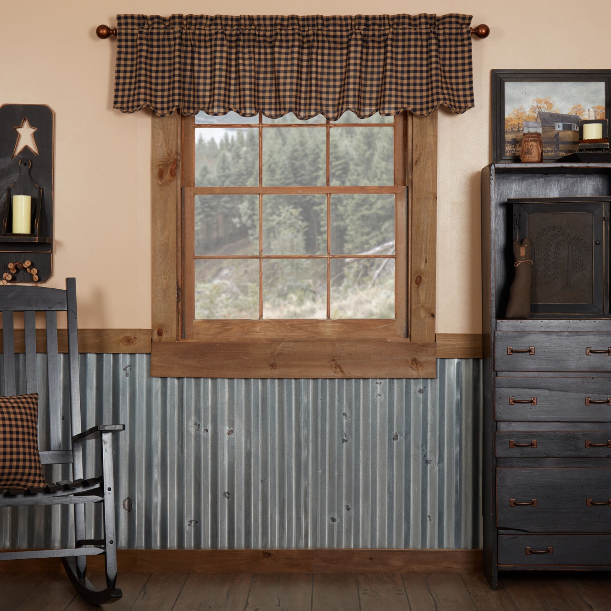 Check Scalloped Valance