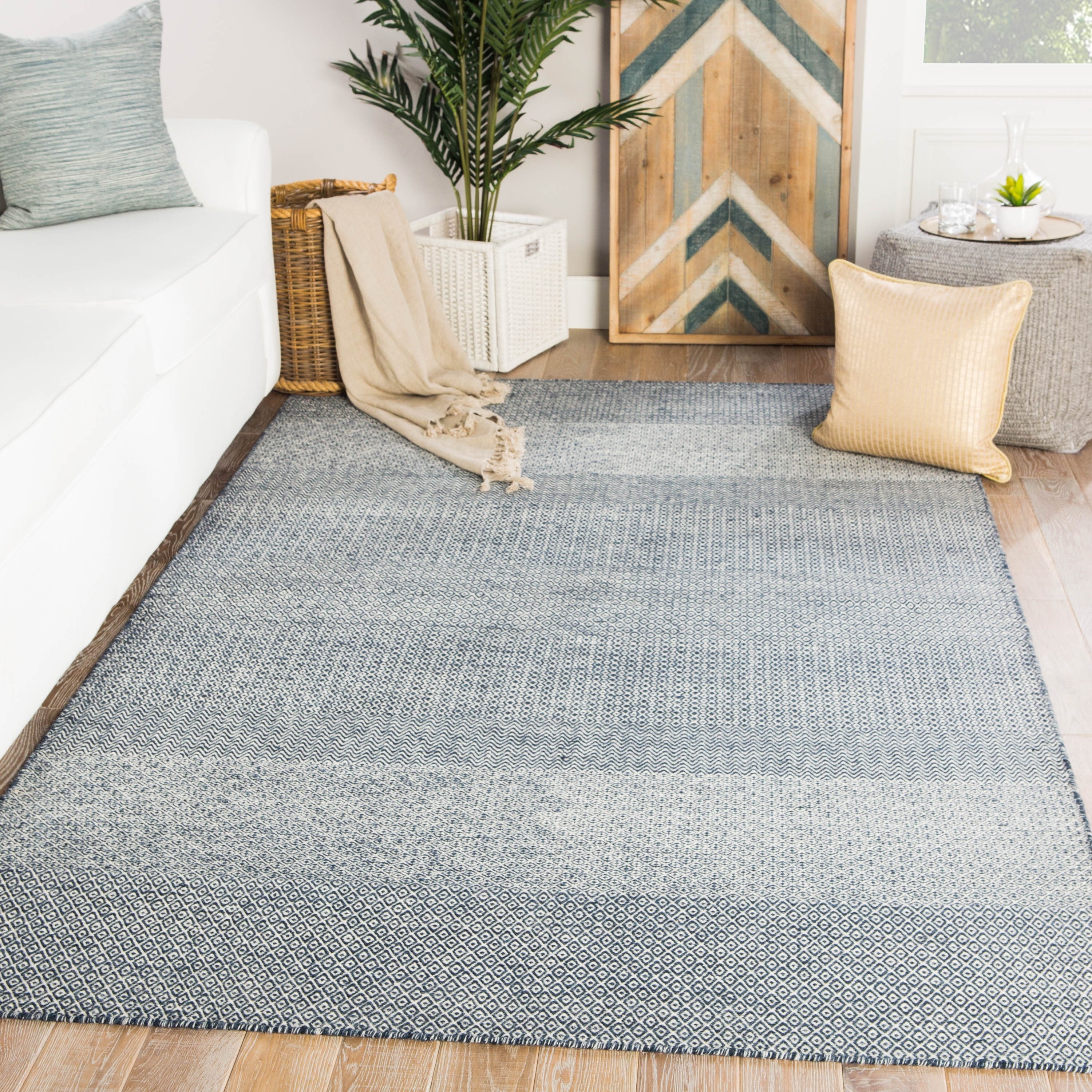 Provence Handmade Geometric Light Blue Ivory Area Rug 810 X119