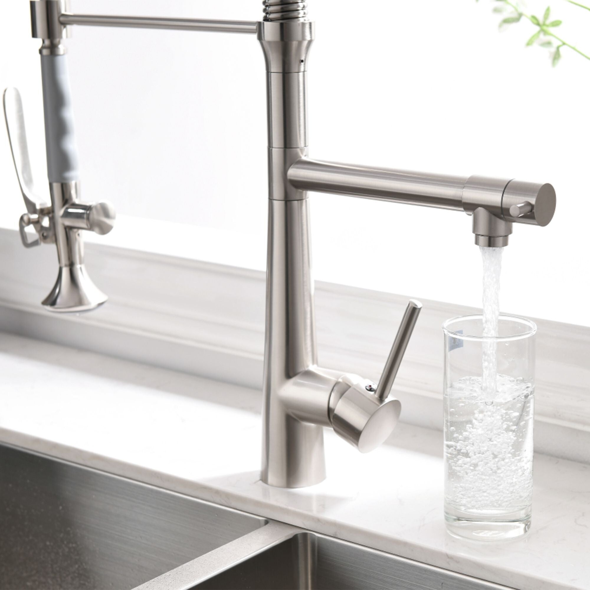 Kitchen Faucet With Dual Function Pull Down Sprayhead