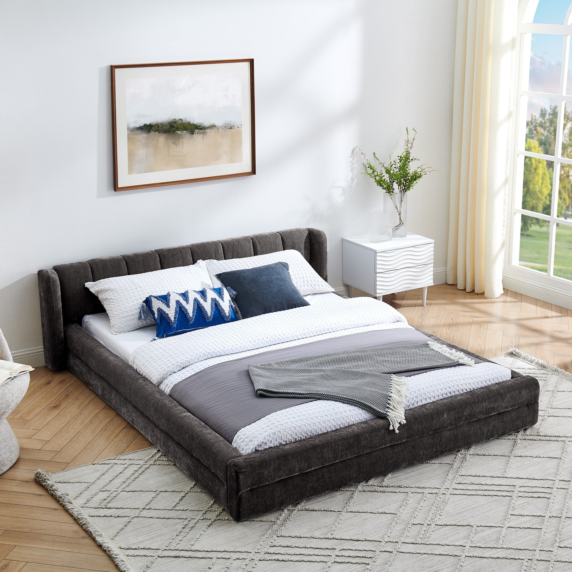 Queen Size Upholstered Chenille Bed Frame With Headboard And Solid Frame