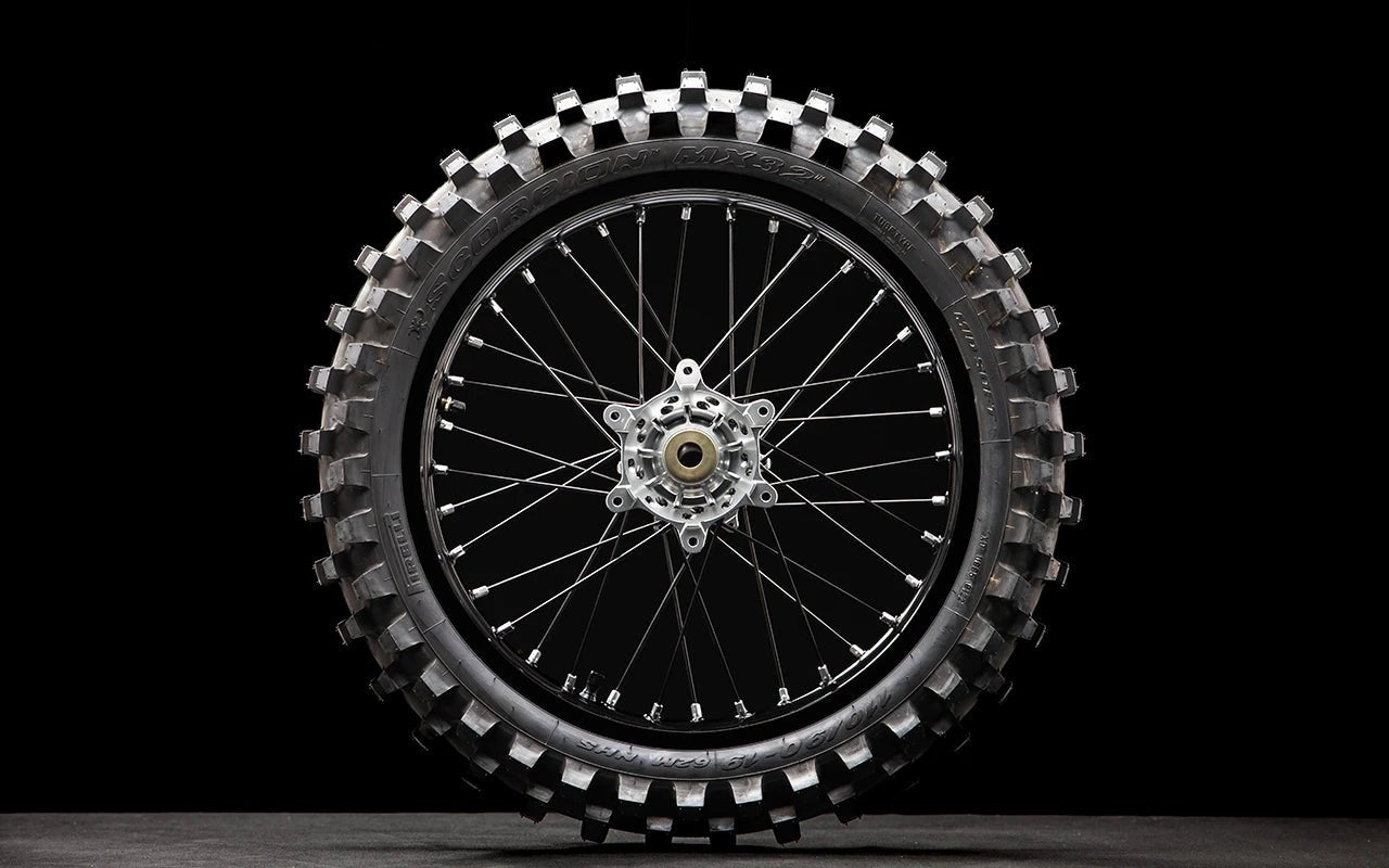 STARK VARG Complete Rear Wheel 19″ (Spacers Not Included)