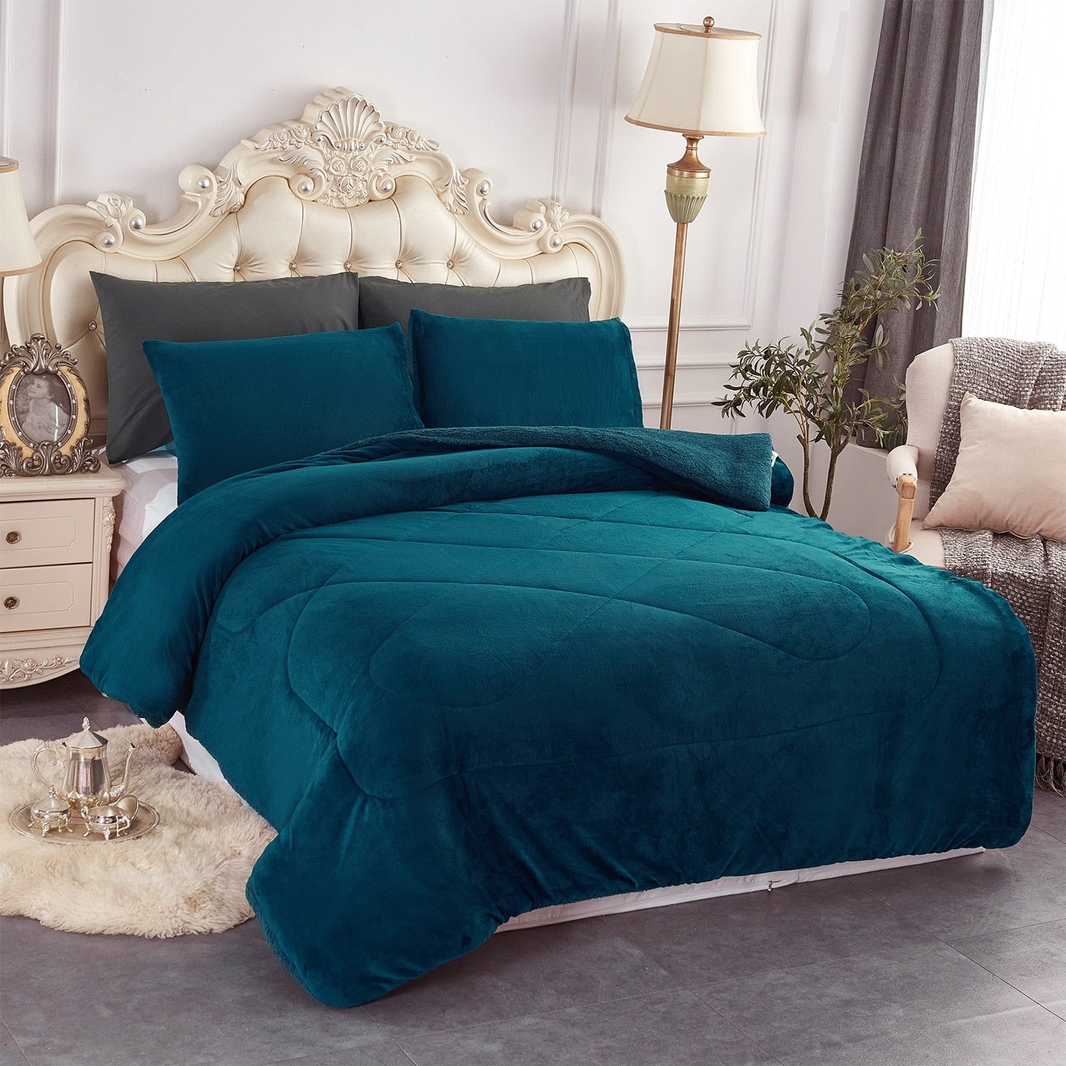 Reversible 3 Piece Fleece Sherpa Down Alternative Comforter Set