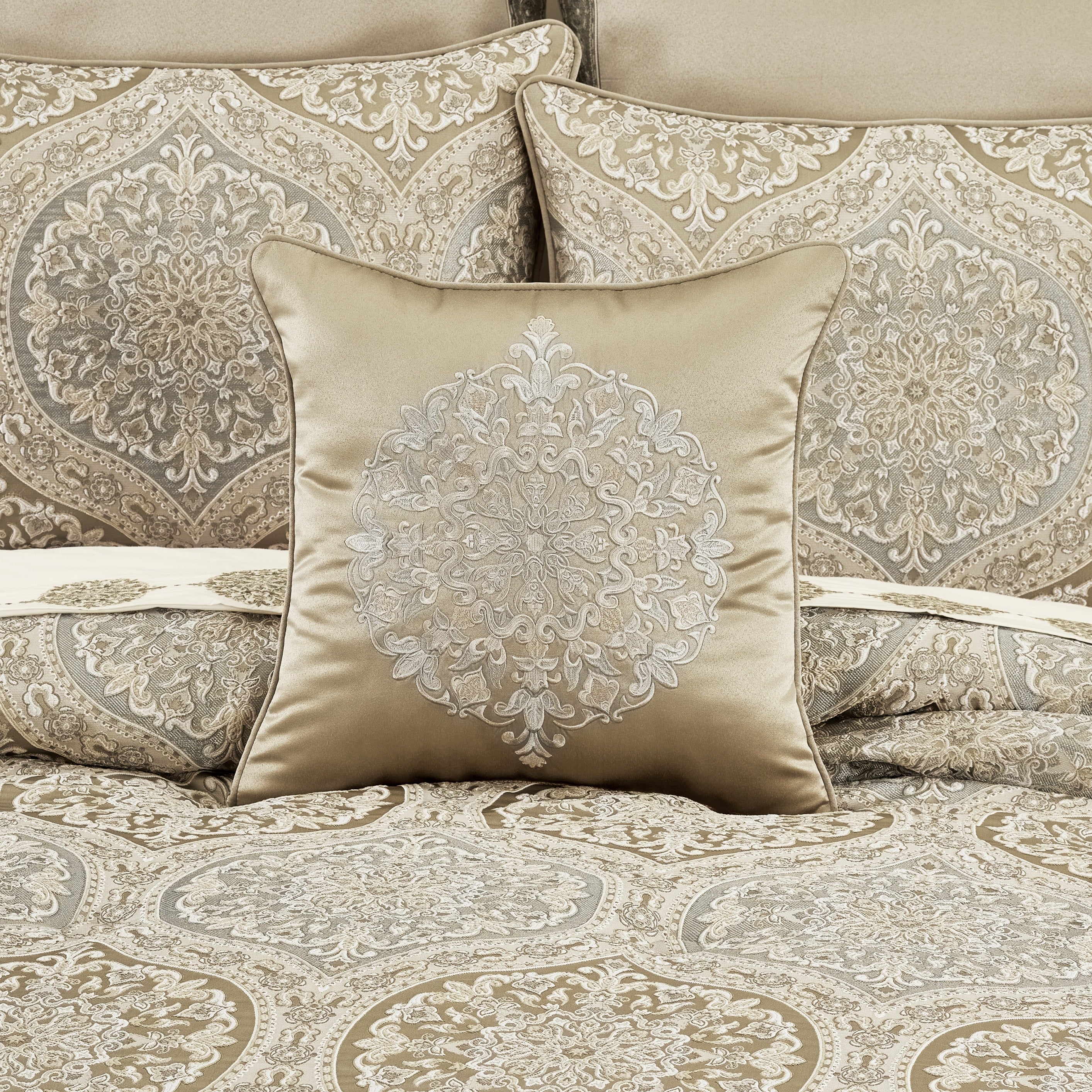 Romero 18 Square Decorative Throw Pillow