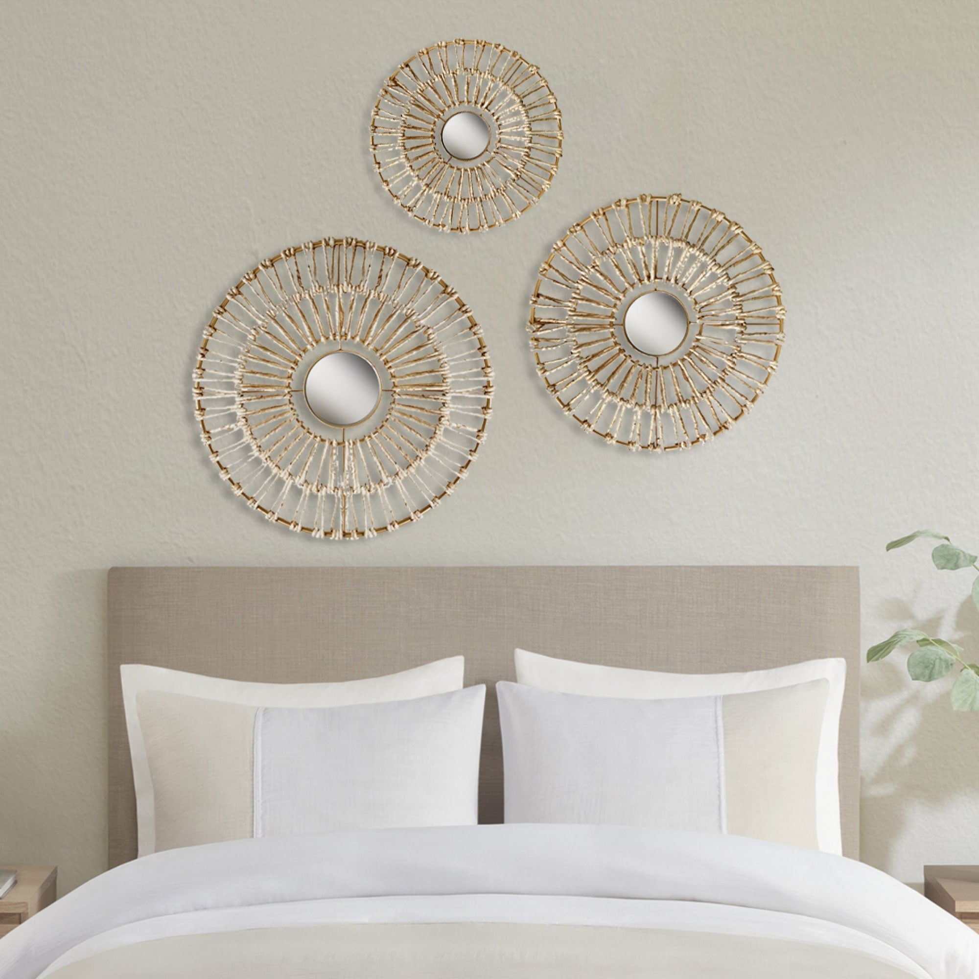 Roomfitters 3 Piece Round Natural Corn Husk Woven Wall Decor Set With Center Mirror Modern Boho Style Neutral
