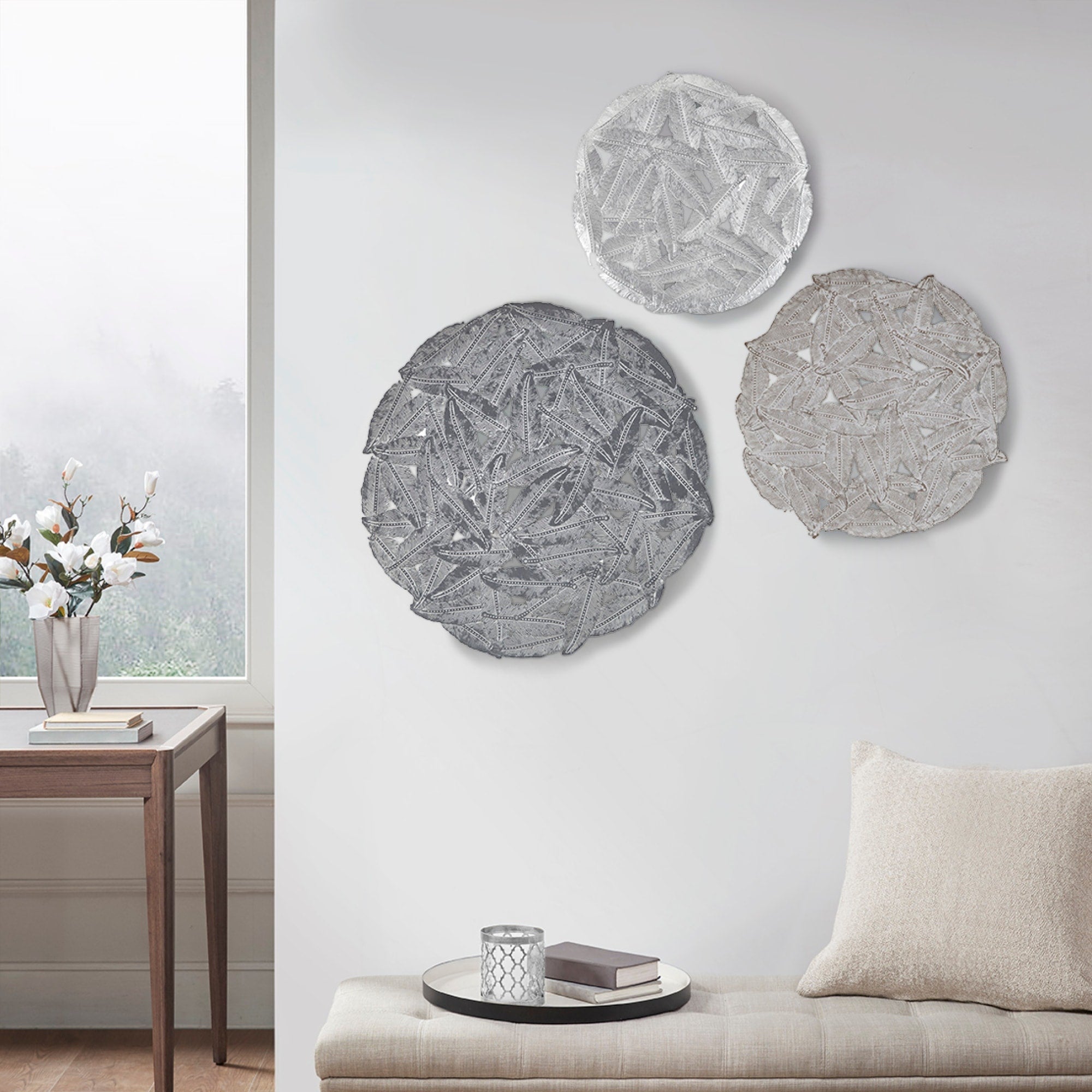 Roomfitters 3 Piece Textured Feather Metal Disc Wall Decor Set Silver And Gray Dimensional Round Art For Living Room