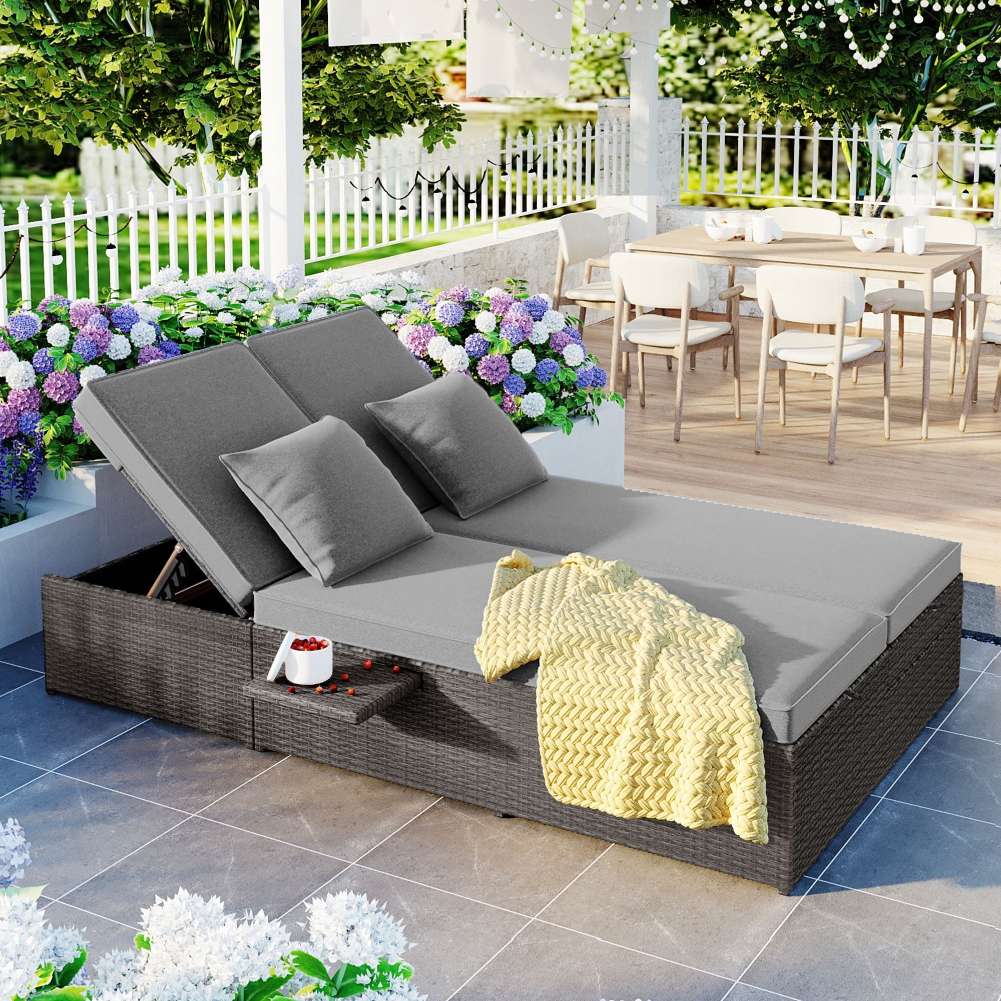 Roomfitters Outdoor Double Sunbed 2 Person Reclining Rattan Daybed Adjustable Patio Sun Lounger With Cushions